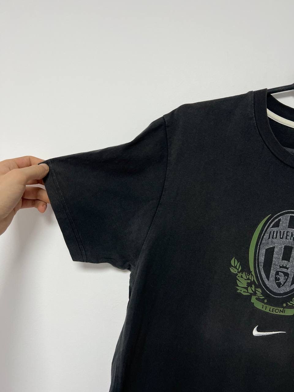 Nike Vintage Juventus 2005/2006 Cotton Football Shirt Nike M Size US M / EU 48-50 / 2 - 4 Thumbnail