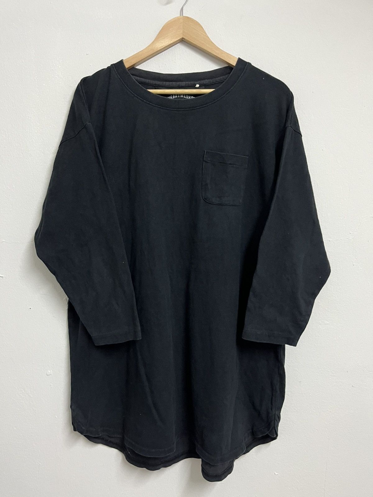 HOLLYWOOD RANCH MARKET 💥Sunfaded Heart Market 3quarters Sleeves Blank Pocketed Tee Size US XL / EU 56 / 4 - 1 Thumbnail