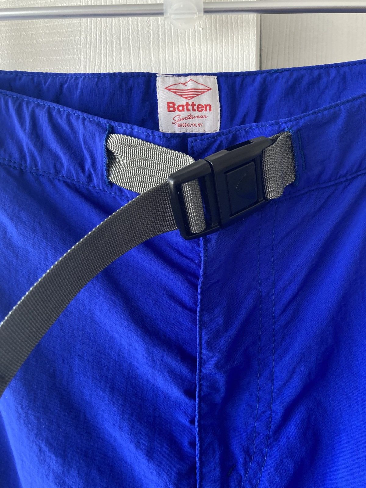 Battenwear Battenwear vibrant blue hiking pants with zip-off bottoms Size US 31 - 3 Thumbnail