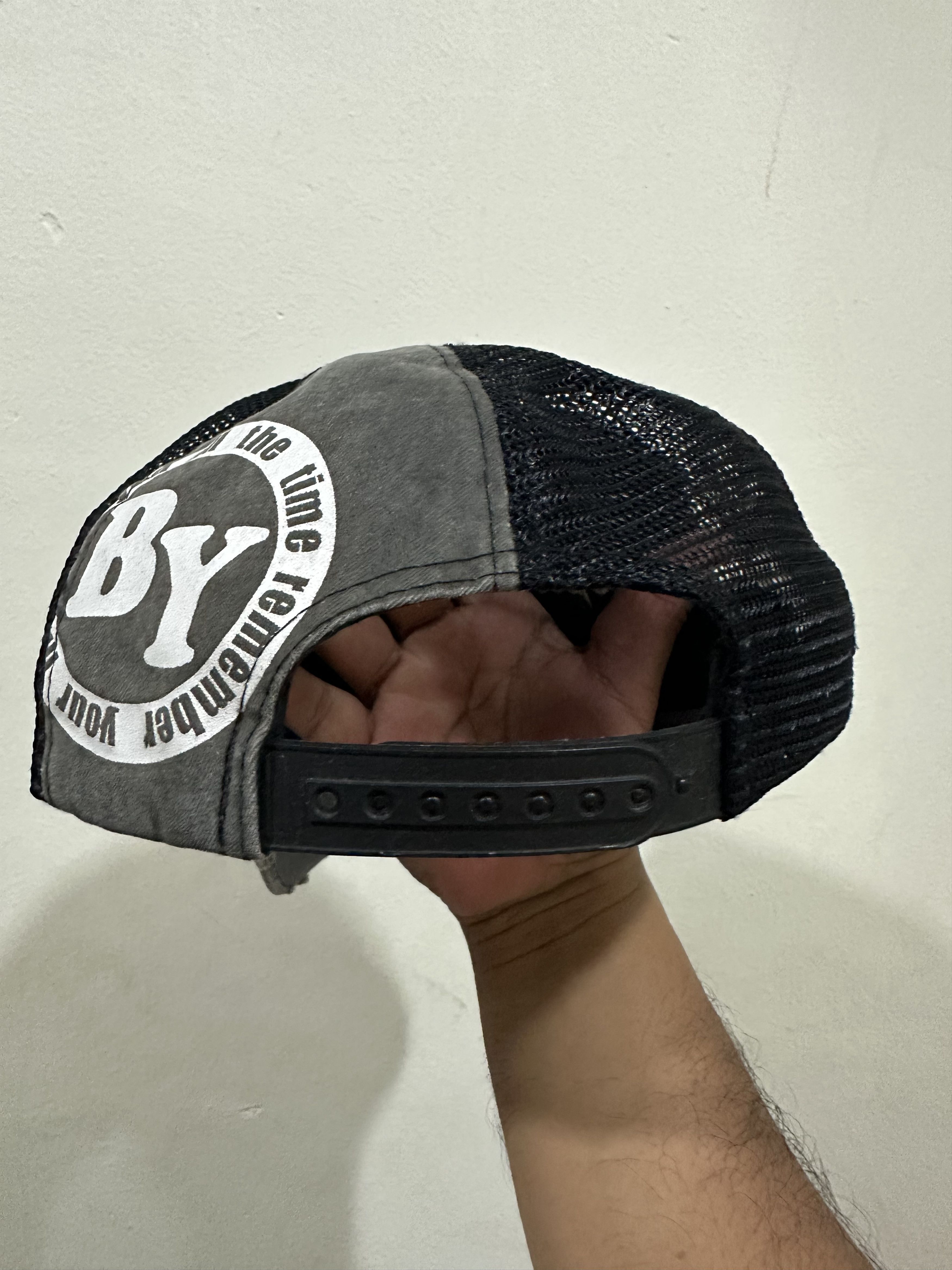 Japanese Brand VTG Skull Trucker Hat Size ONE SIZE - 4 Thumbnail