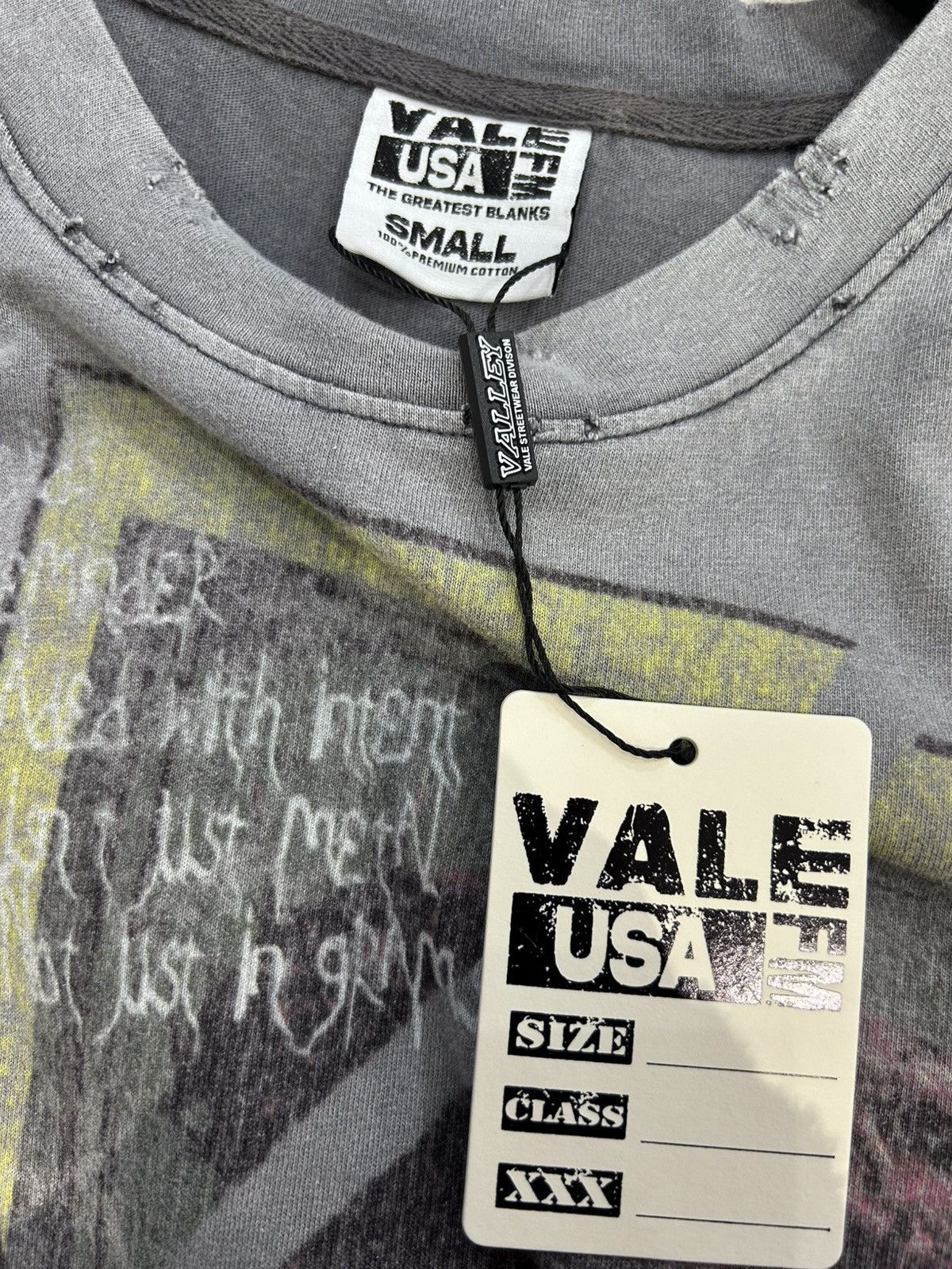 Vale Vale Faith Thrased Tee Size US S / EU 44-46 / 1 - 3 Thumbnail