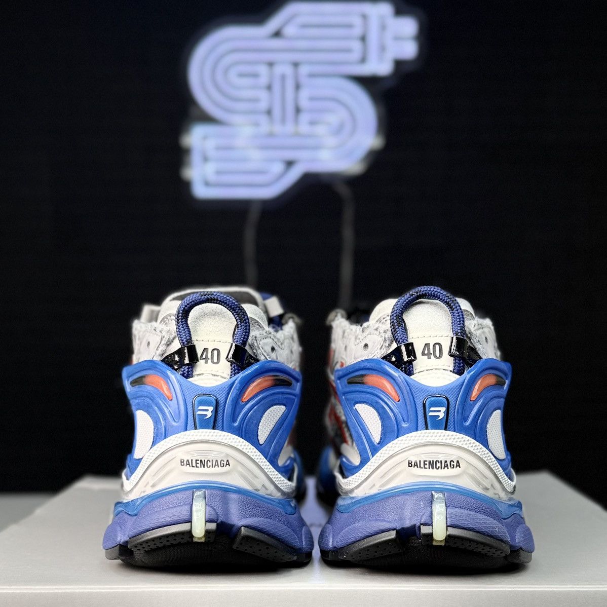 Balenciaga Balenciaga Runner Blue/Red/Grey Size US 7.5 / EU 40-41 - 5 Thumbnail