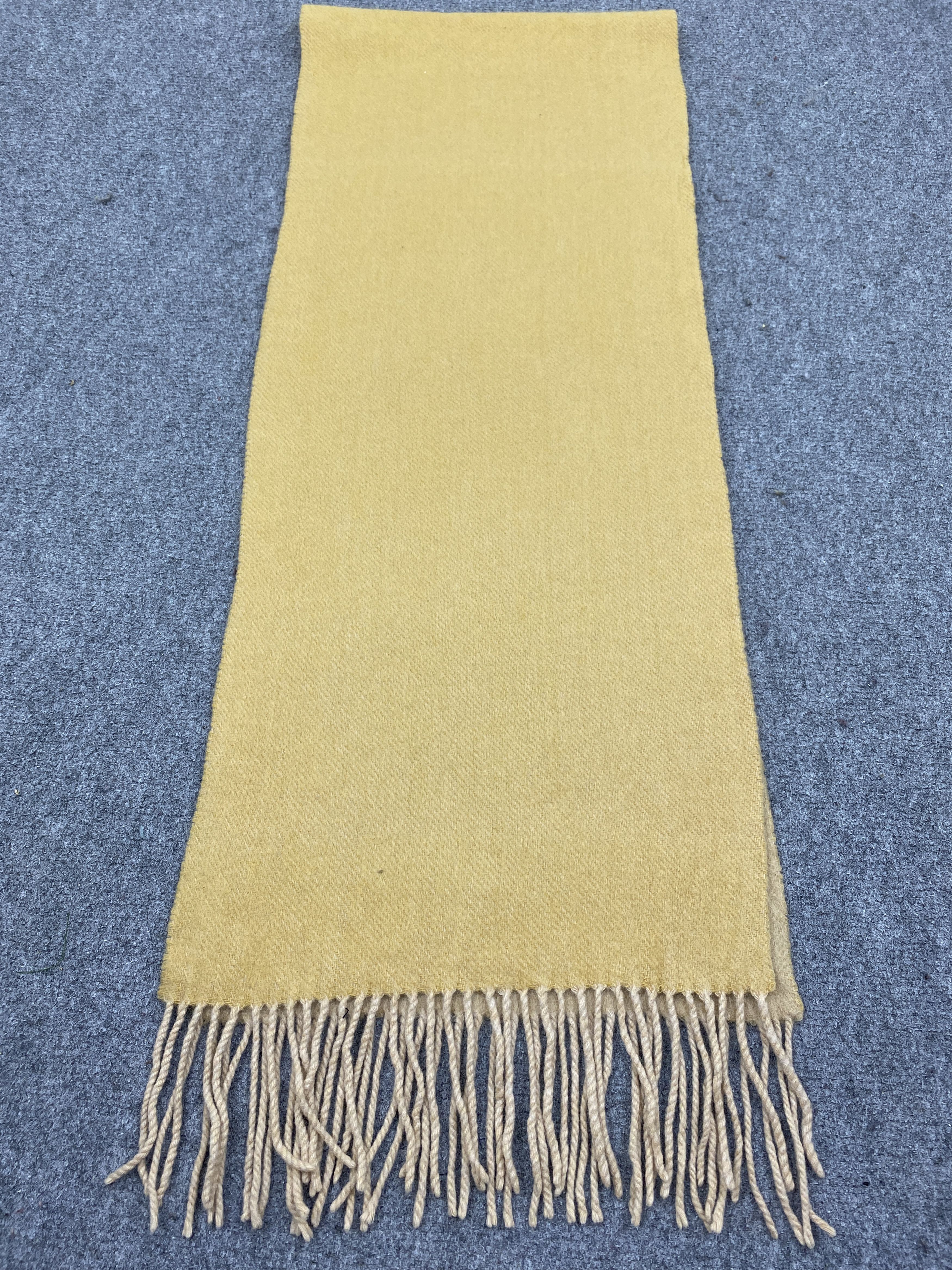 Carven Carven Paris Cashmere Scarf / Muffler / Neckwear - SC0295 Size ONE SIZE - 2 Thumbnail