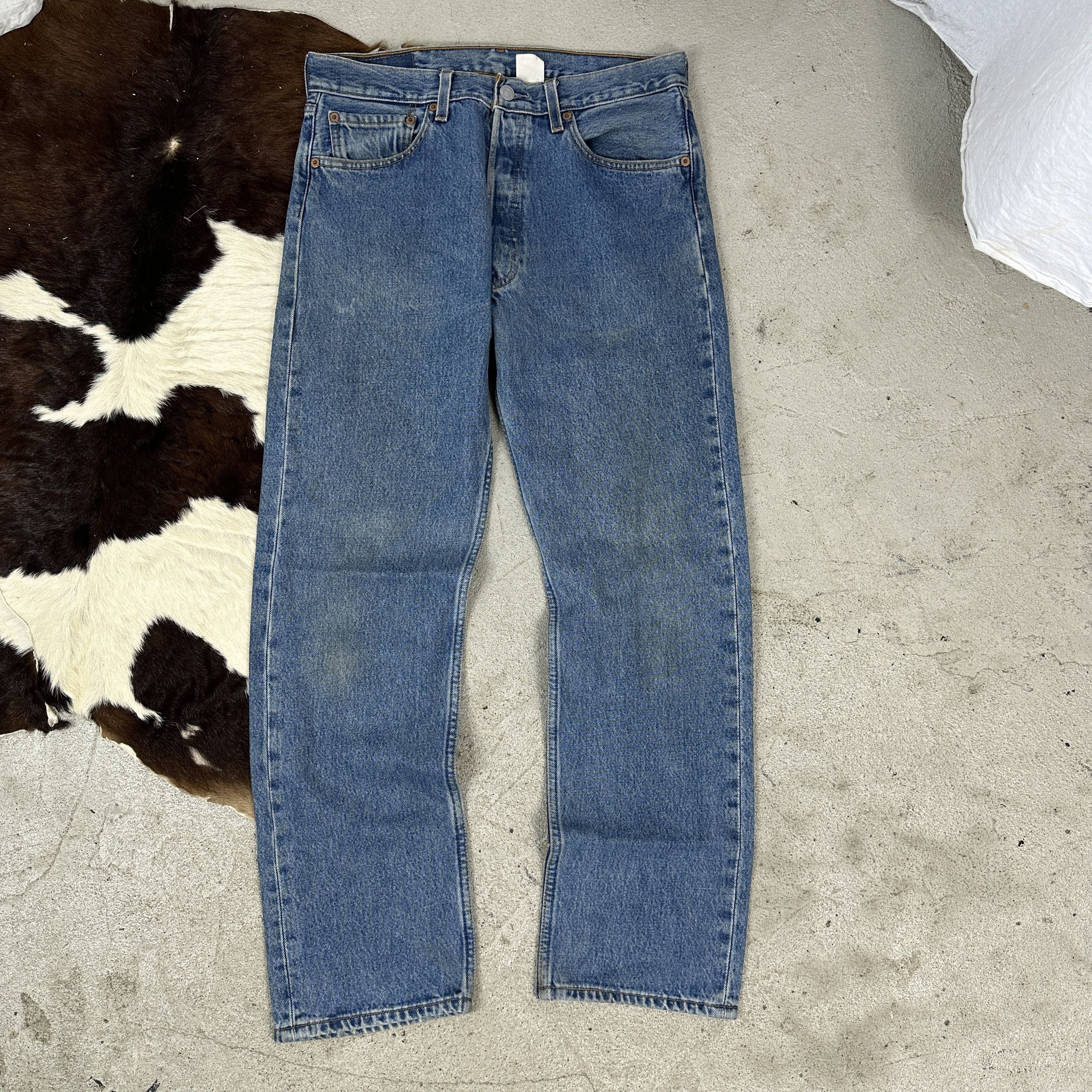 Levi's × Vintage Vintage Denim Y2K Streetwear Casual Levi’s 501 90s Jeans Size US 32 / EU 48 - 1 Thumbnail