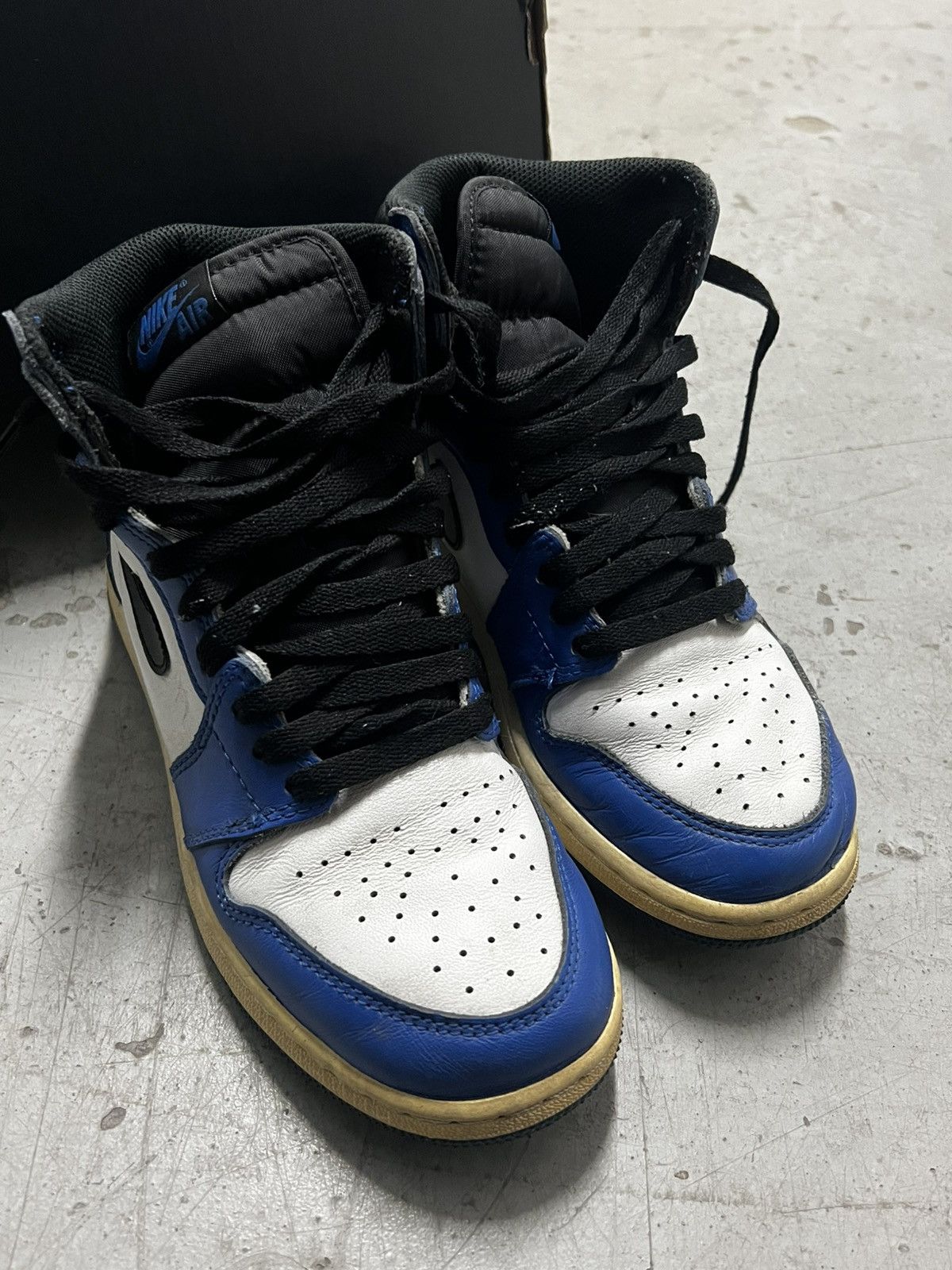 Nike Nike Jordan 1 Retro High “Game Royal” Size US 6.5 / EU 39-40 - 4 Thumbnail
