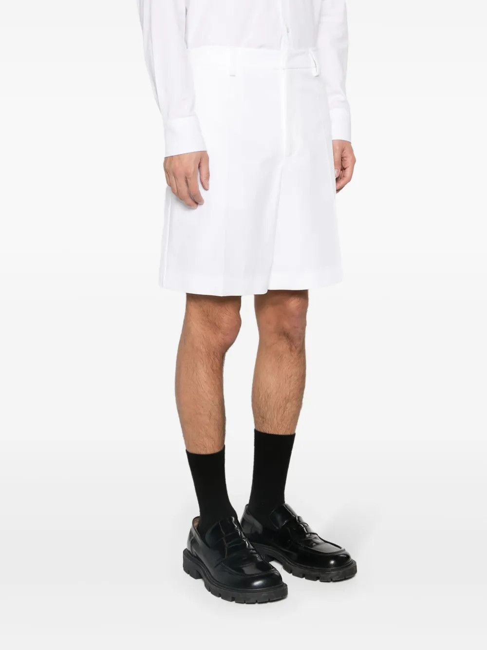 Valentino o1y0525 Short in White Size US 28 / EU 44 - 2 Thumbnail