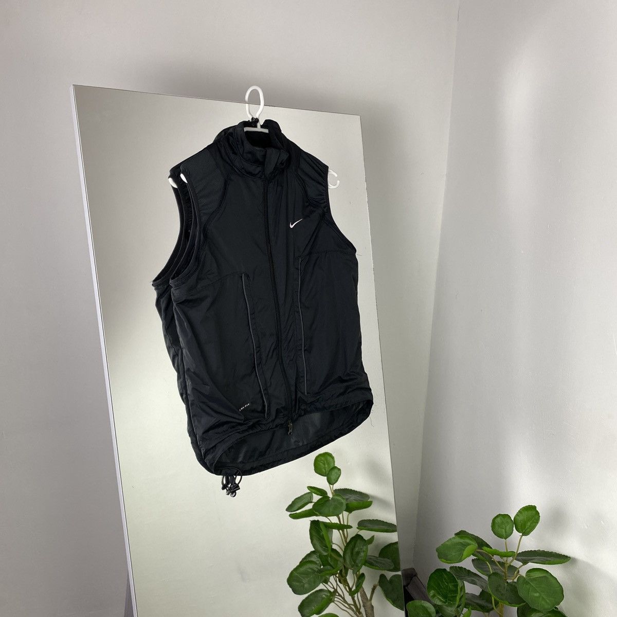 Vintage NIKE VINTAGE NYLON VEST Y2K drill Size US S / EU 44-46 / 1 - 1 Thumbnail