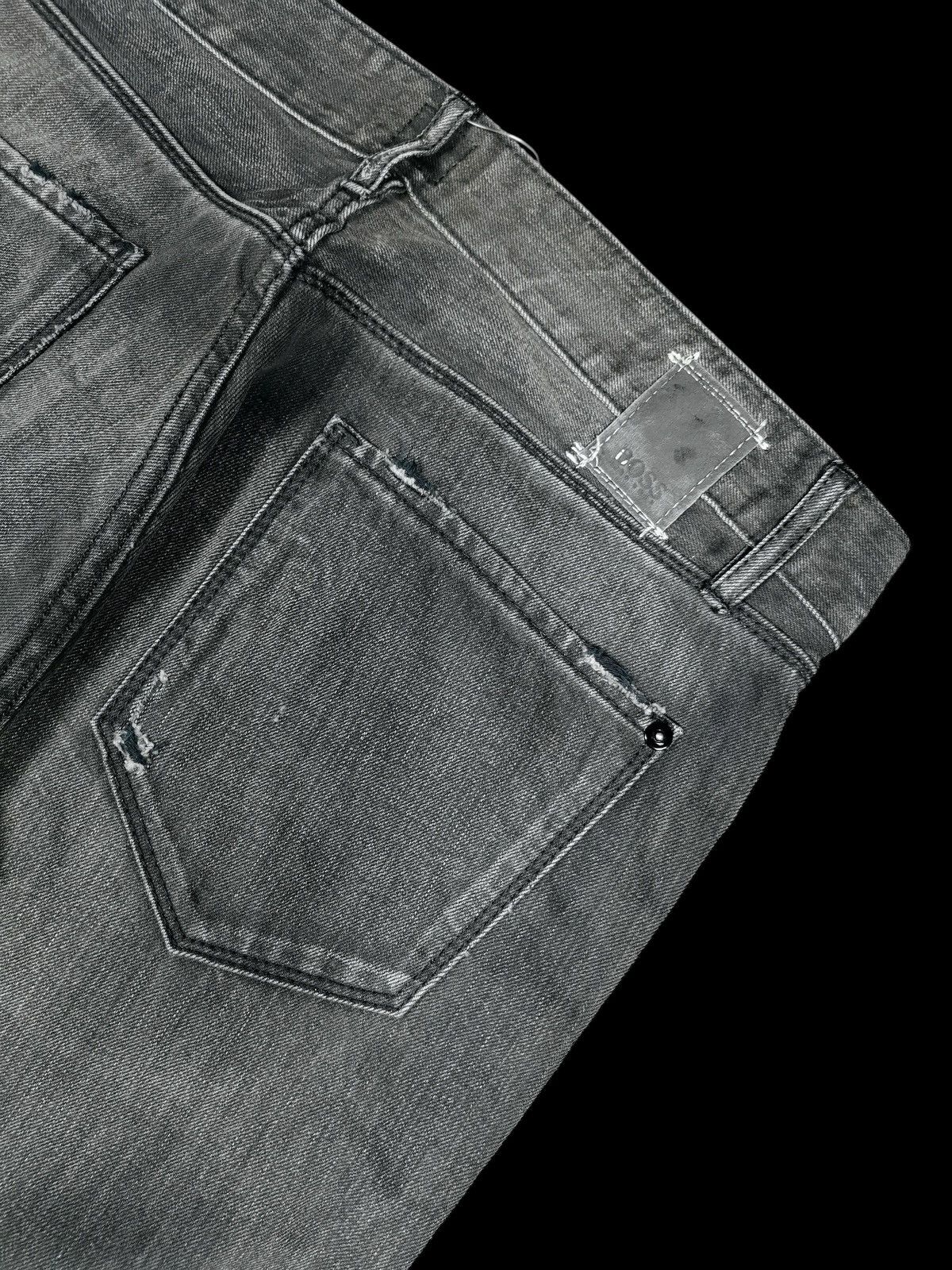 Hugo Boss Vintage Hugo Boss Tapered Fit Jeans Size 34 (Made in Italy) Size US 34 / EU 50 - 5 Thumbnail