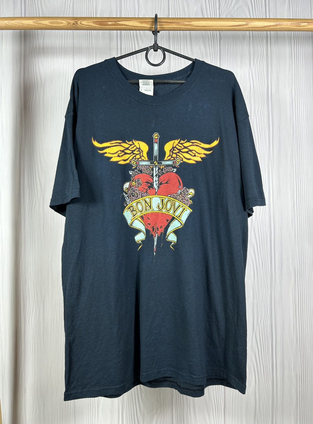 Band Tees Vintage Bon Jovi 2008 Tour T-Shirt Size L Black Size US L / EU 52-54 / 3 - 1 Thumbnail
