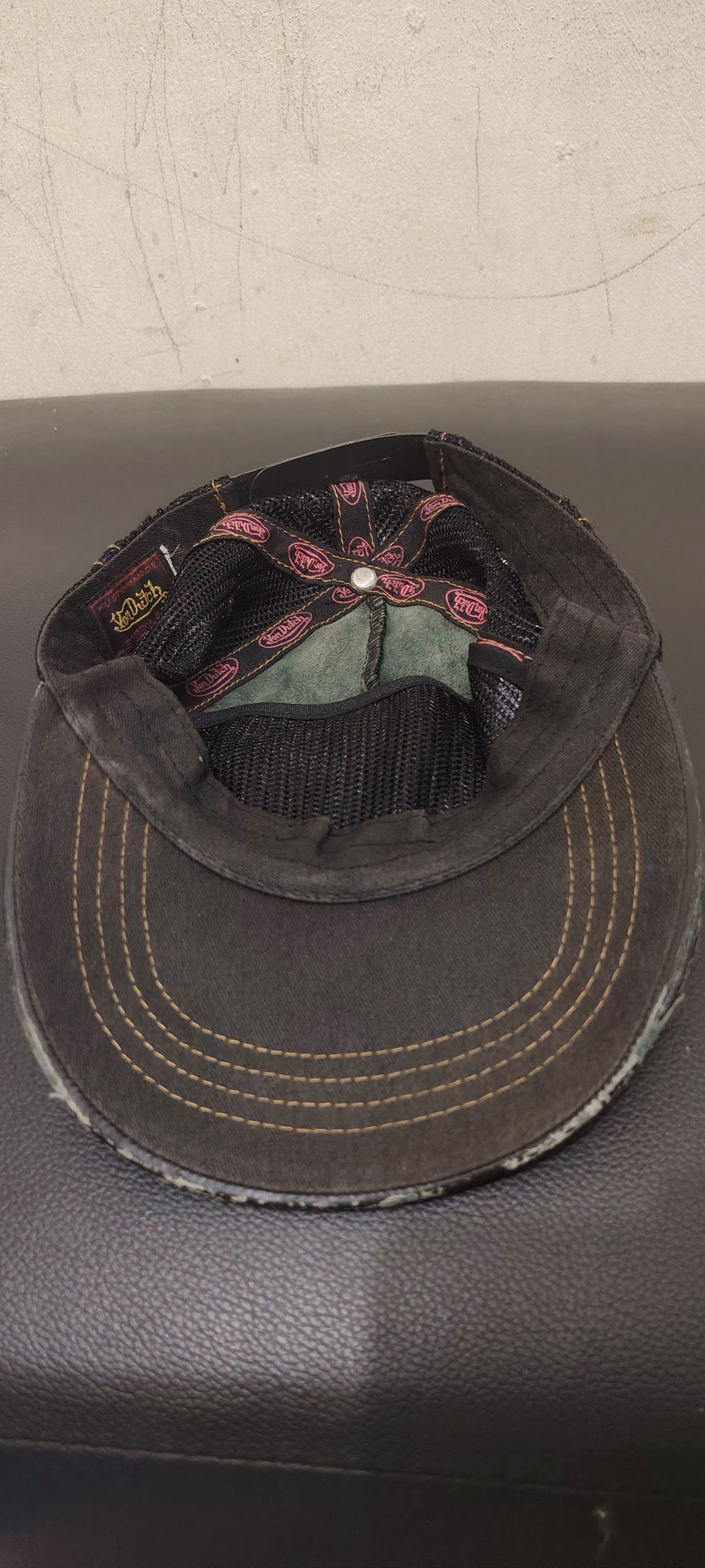 Designer × Japanese Brand × Von Dutch 💥Distressed💥Thrashed💥 Black Von Dutch Trucker Hat Size ONE SIZE - 13 Thumbnail