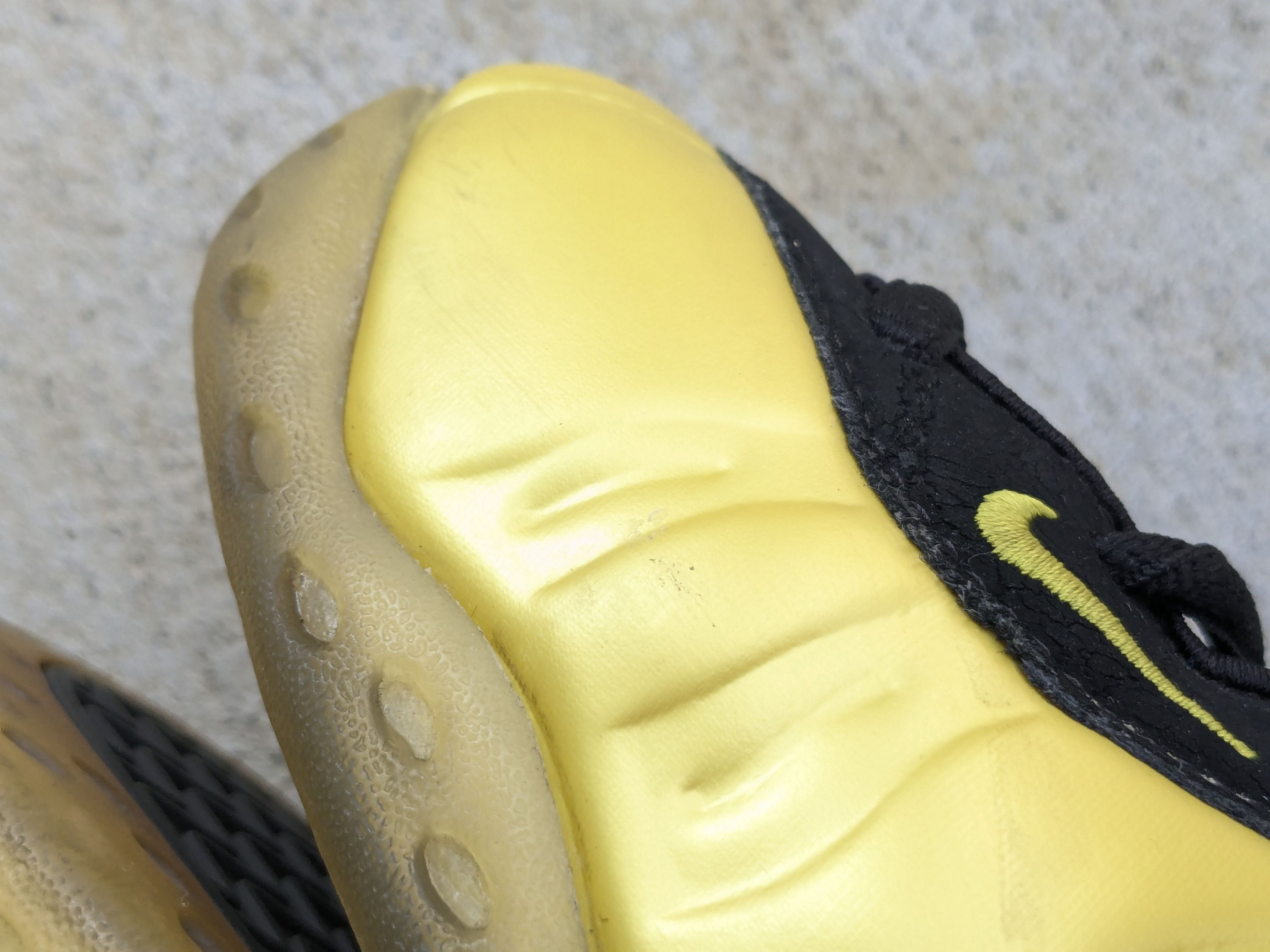 Nike Nike Air Foamposite One Electrolime Yellow 314996-330 Black Size US 11.5 / EU 44-45 - 9 Thumbnail