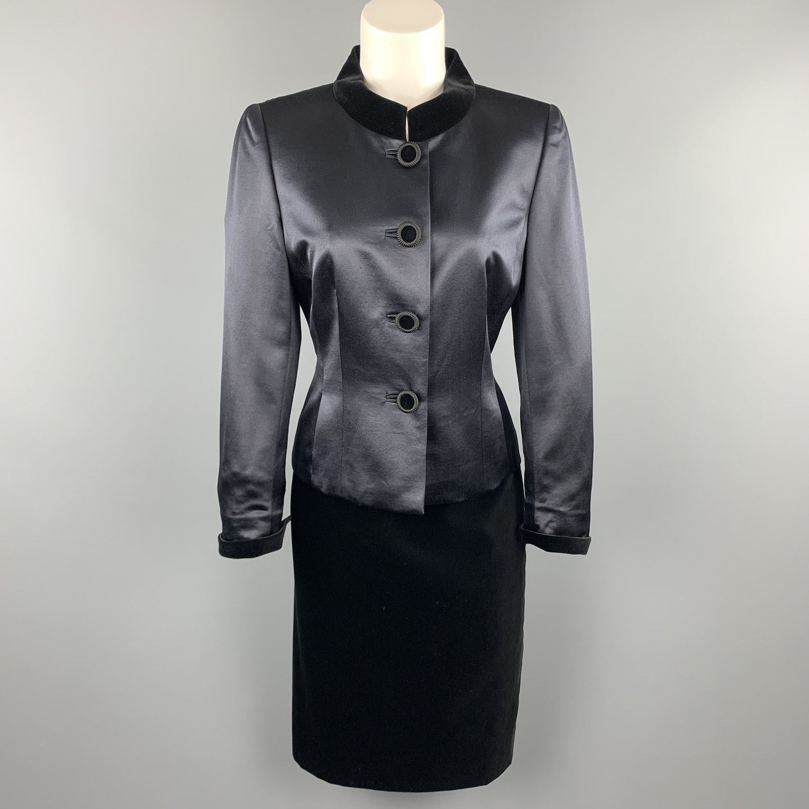 Akris AKRIS Size 8 Navy Wool Satin & Black Velvet Skirt Suit Size 30" / US 8 / IT 44 - 1 Thumbnail