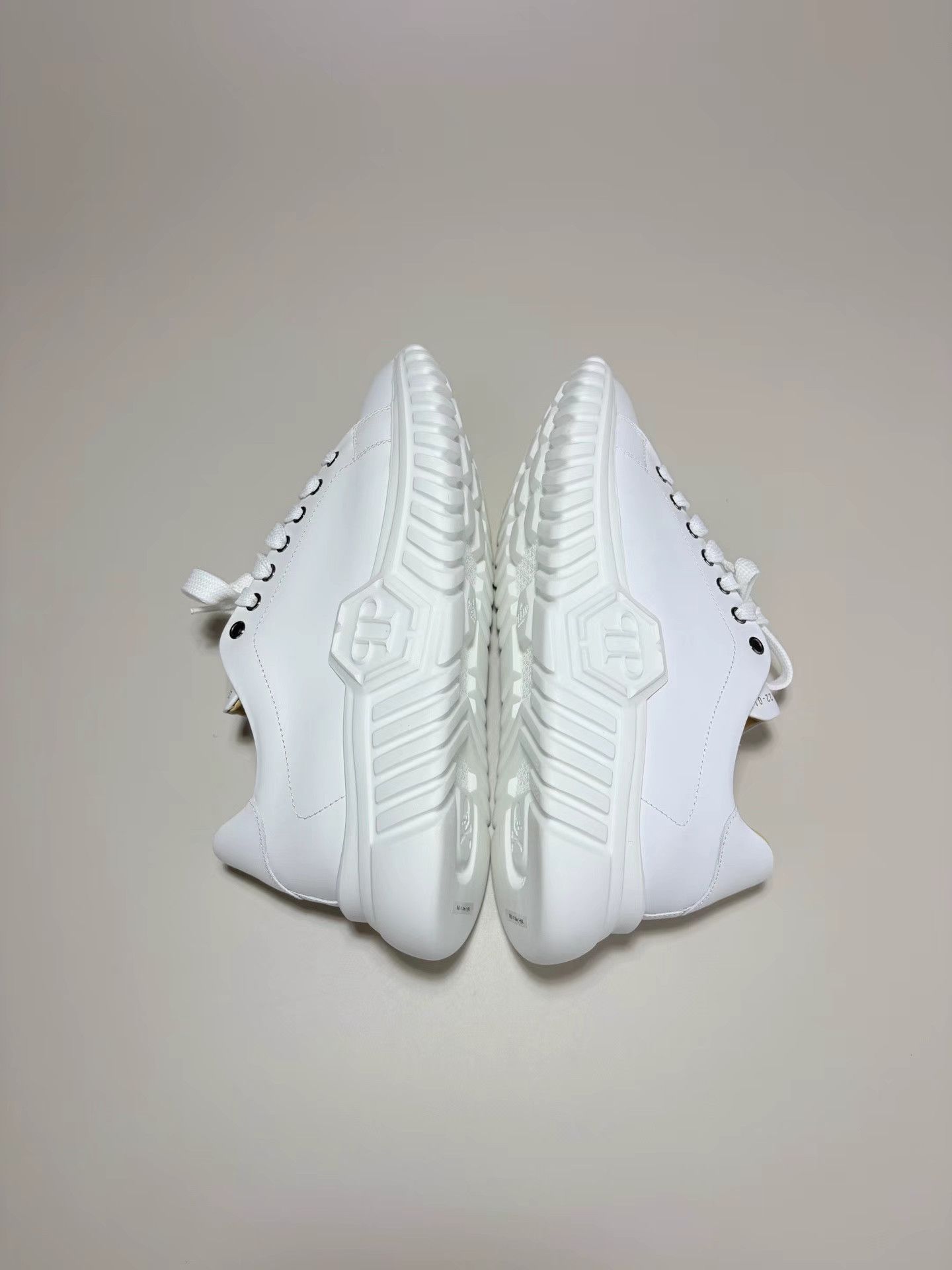 Philipp Plein PHILLIPP PLEIN PP White Sneakers Size US 8 / EU 41 - 6 Thumbnail