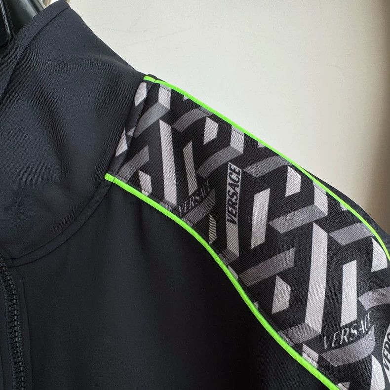 Versace Versace Sporty zip jacket Size US M / EU 48-50 / 2 - 3 Thumbnail