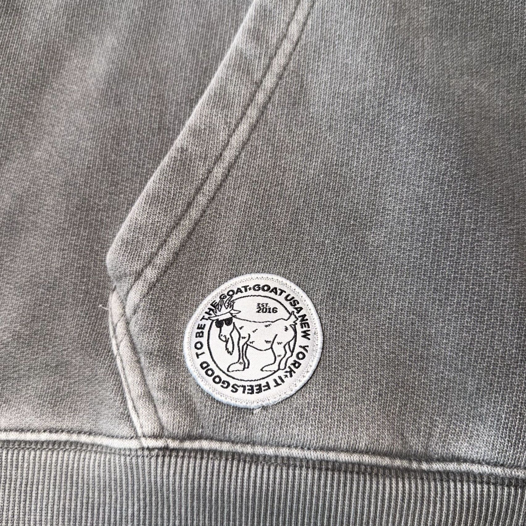 Vintage GOAT USA Mens Large Sweatshirt Gray Hoodie Pullover Kangaroo Pocket Embroidered Logo Size US L / EU 52-54 / 3 - 5 Thumbnail