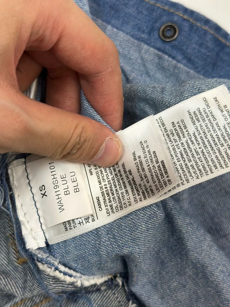 Vetements Vetements Levis Co-branded Denim Shirt Size US XS / EU 42 / 0 - 4 Thumbnail