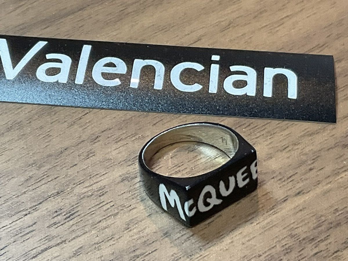 Alexander McQueen Alexander McQueen graffiti ring Size ONE SIZE - 1 Thumbnail