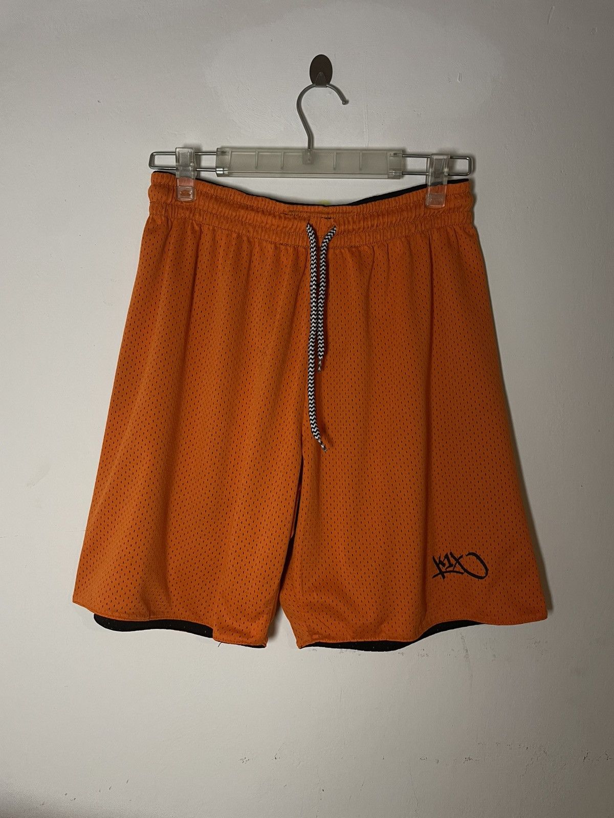 K1X K1X Hardwood Reversible Shorts – Reversible (Black/Orange) Size US 32 / EU 48 - 4 Thumbnail