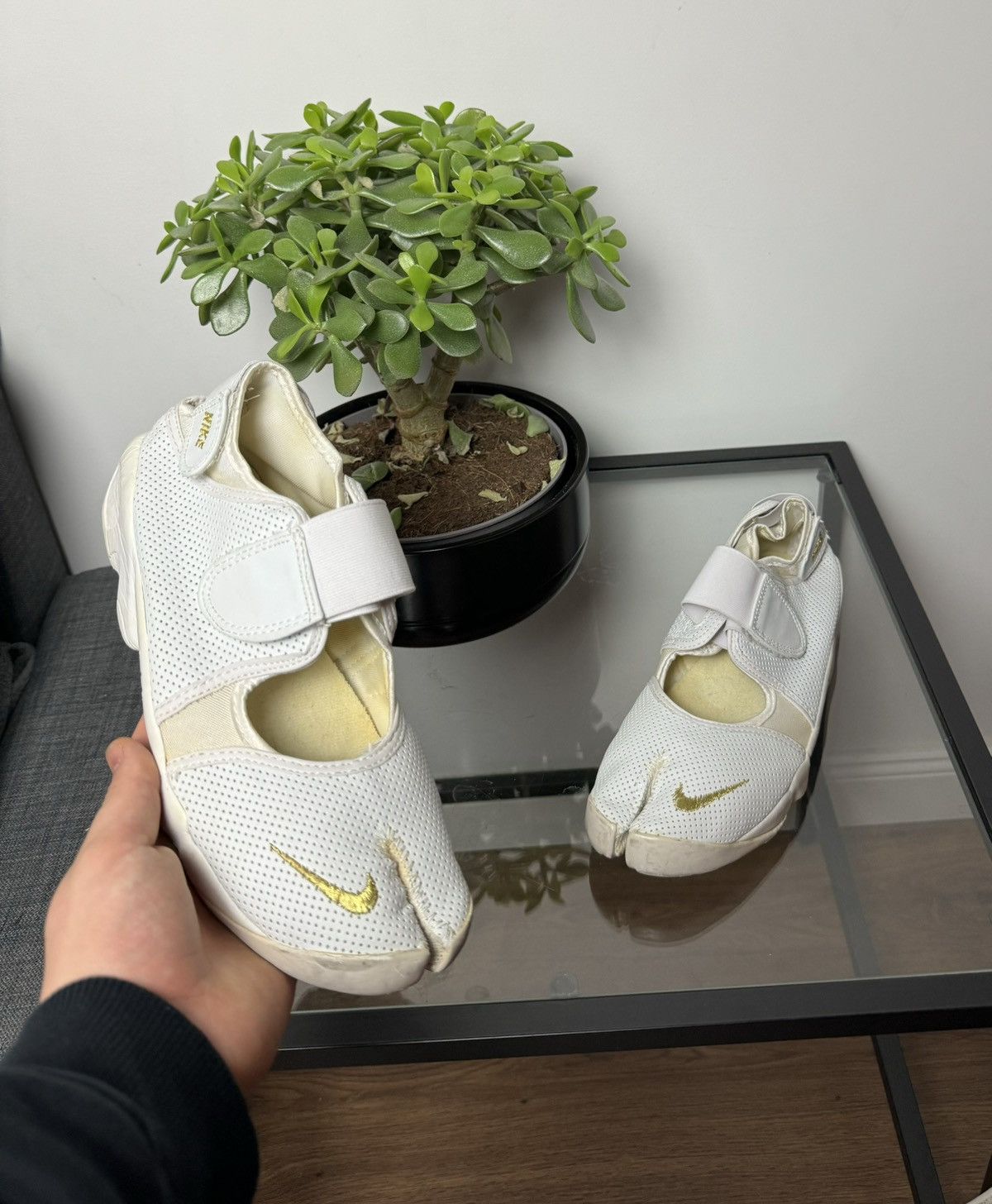 Nike camel trainers deals