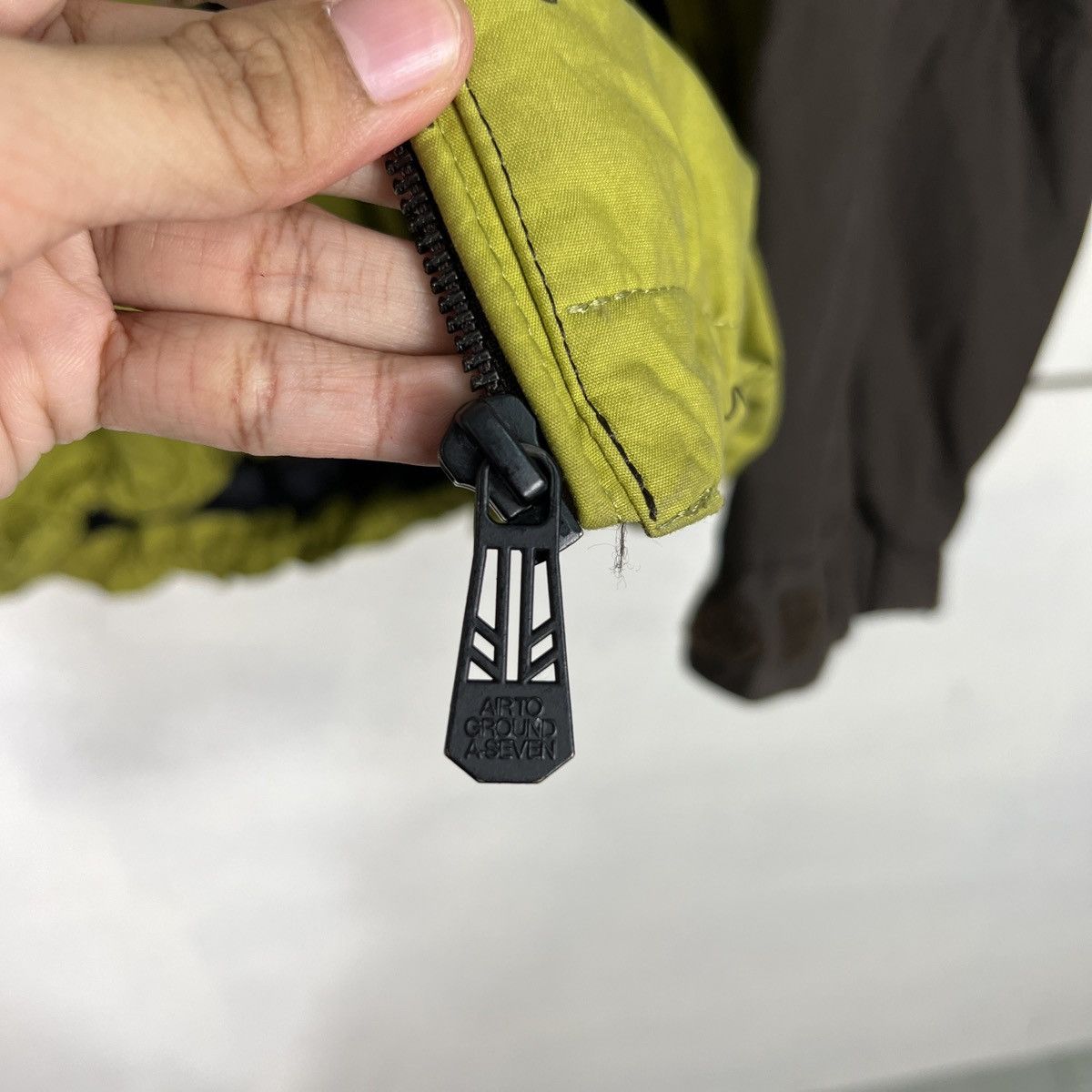 Descente 🔥 A SEVEN DESCENTE TECHNICAL TECHWEAR HOODIE JACKET Size US L / EU 52-54 / 3 - 15 Thumbnail