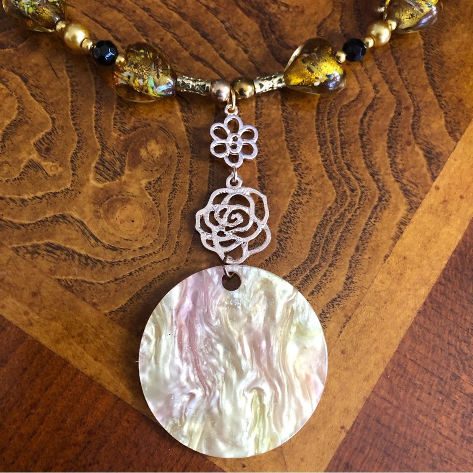 Handmade Handcrafted repurpose sparkle medallion drop Pearl necklace Size ONE SIZE - 10 Thumbnail