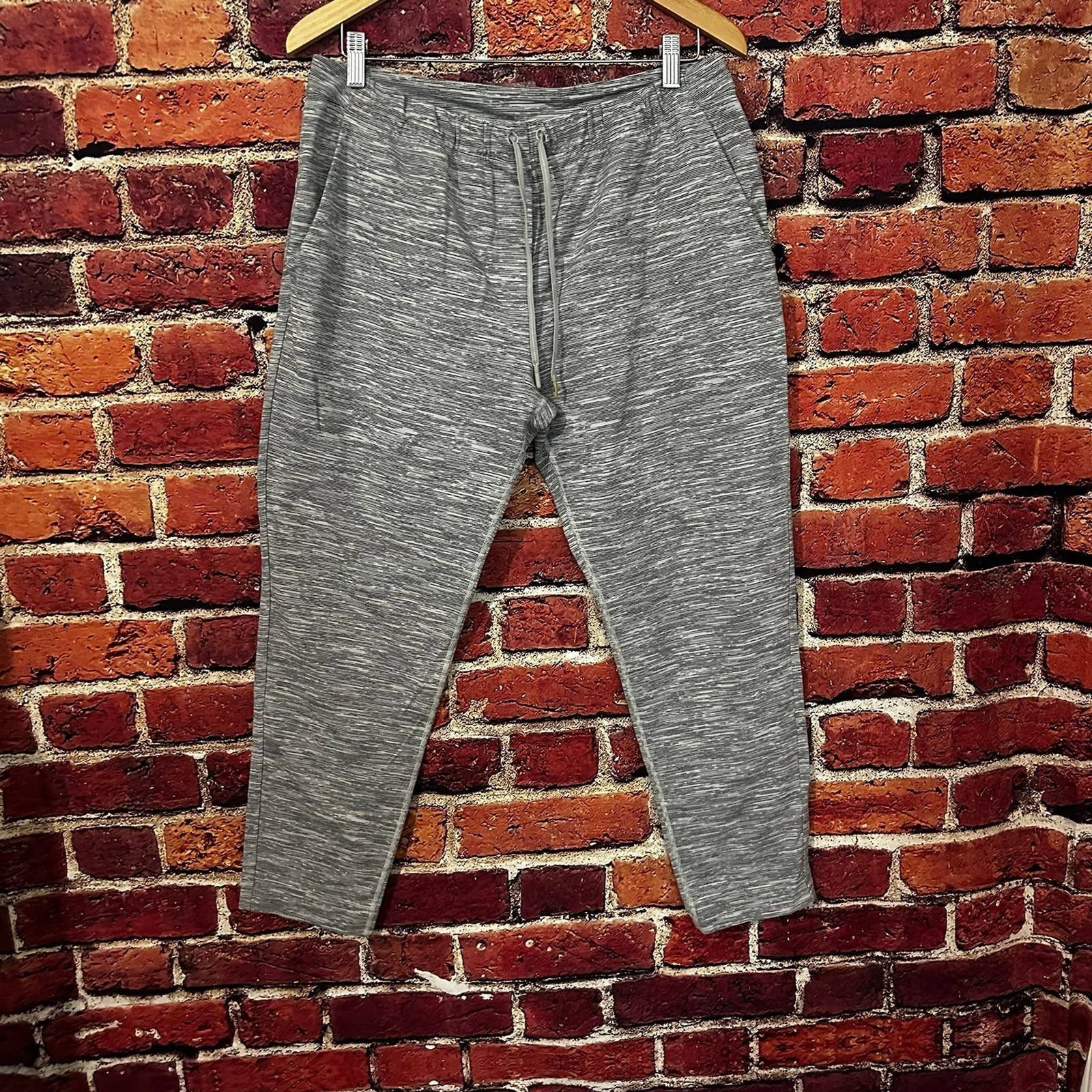 Lululemon Men’s Lululemon Joggers Size US 34 / EU 50 - 1 Thumbnail