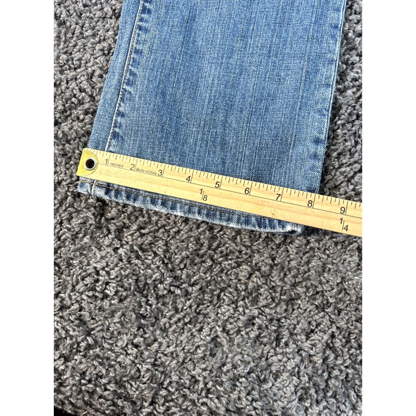 Old Navy VINTAGE Old Navy Jeans Flared Low Rise Womens 30x29 Blue Light Wash Distressed 90s Y2K Men? Size 30" / US 8 / IT 44 - 3 Thumbnail