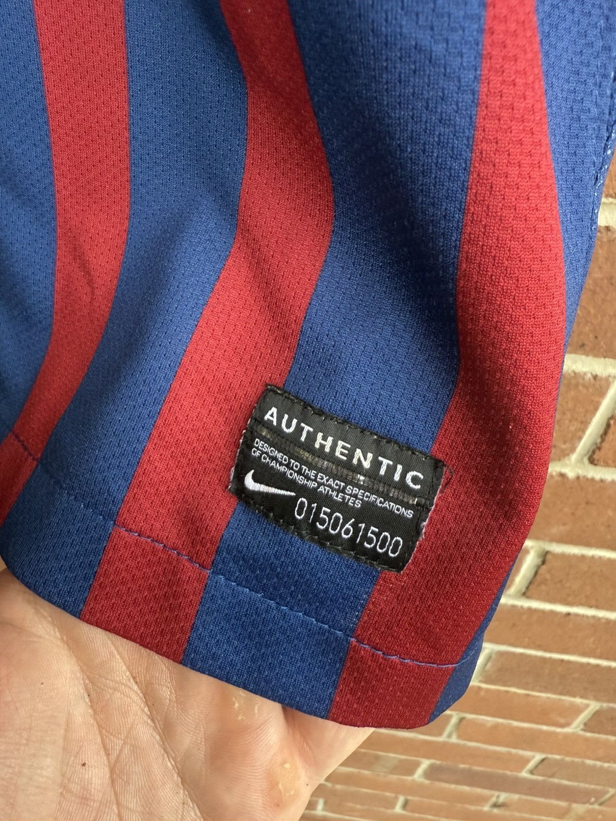 Nike Authentic Nike Barcelona 2011/12 Home Jersey Messi 10 Size US S / EU 44-46 / 1 - 3 Thumbnail