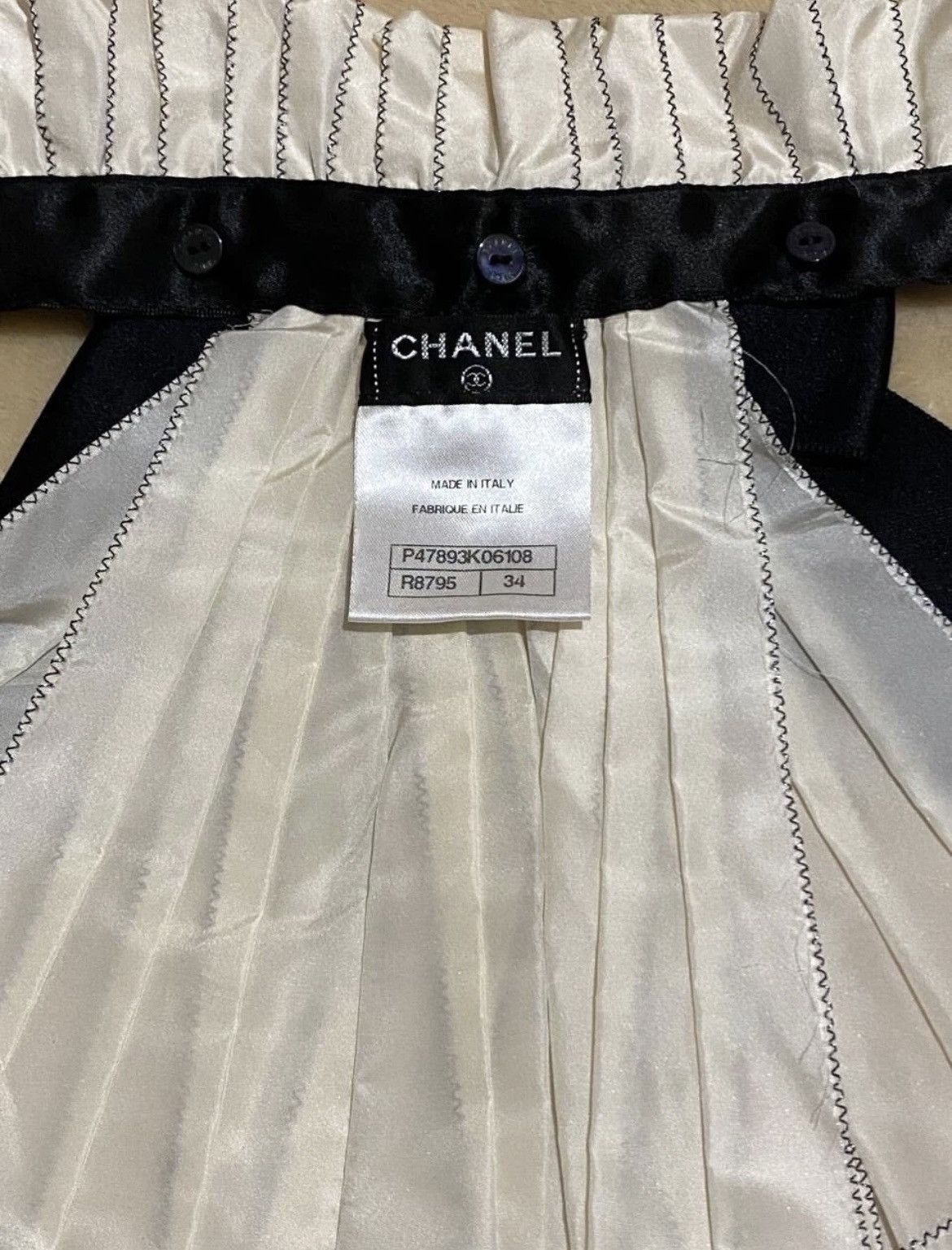 Chanel chanеl cuffs for clothes Size ONE SIZE - 12 Thumbnail