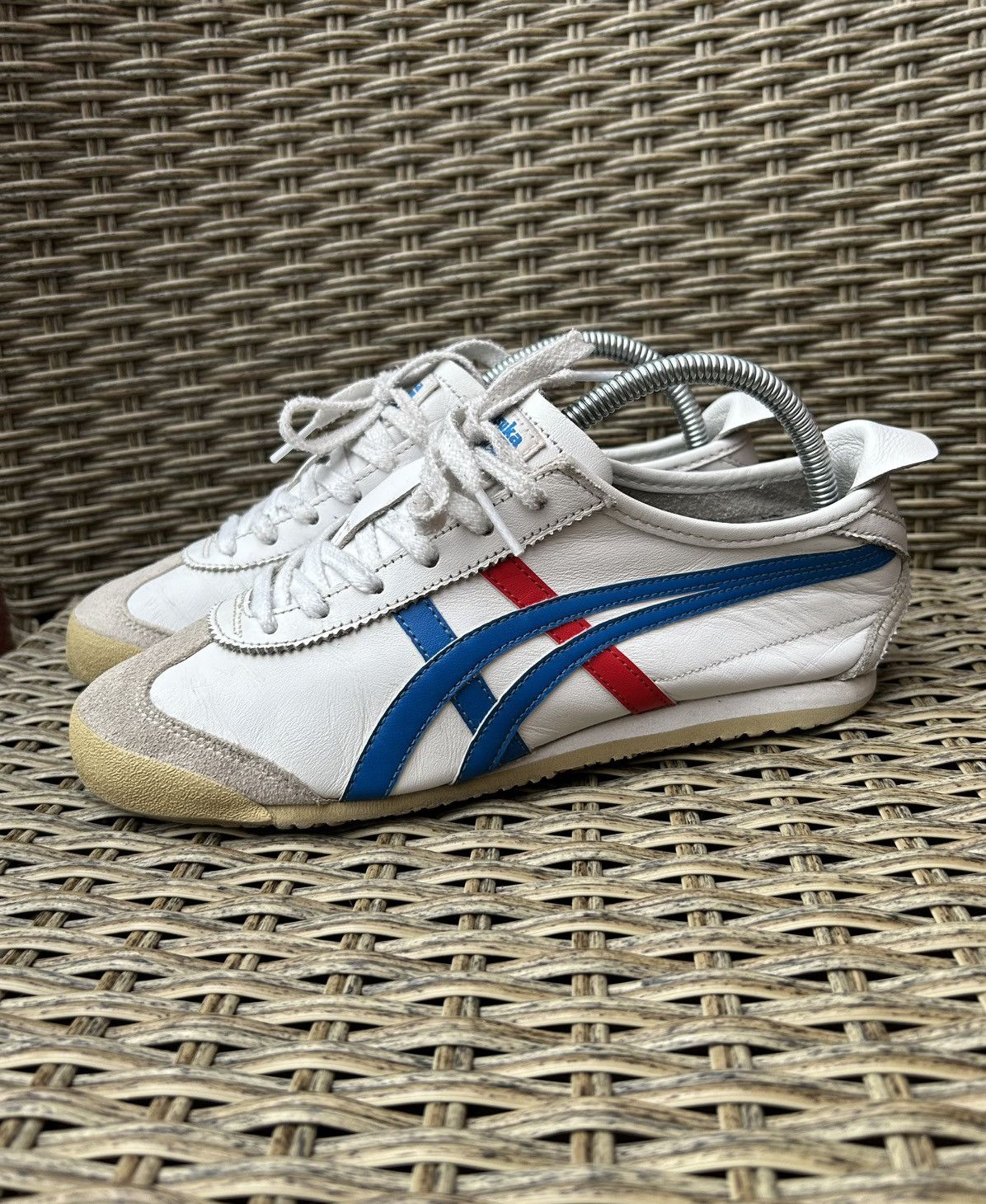 Onitsuka Tiger Onitsuka Tiger Mexico 66 Suede & Leather Low Top Trainers Size US 7 / IT 37 - 1 Thumbnail