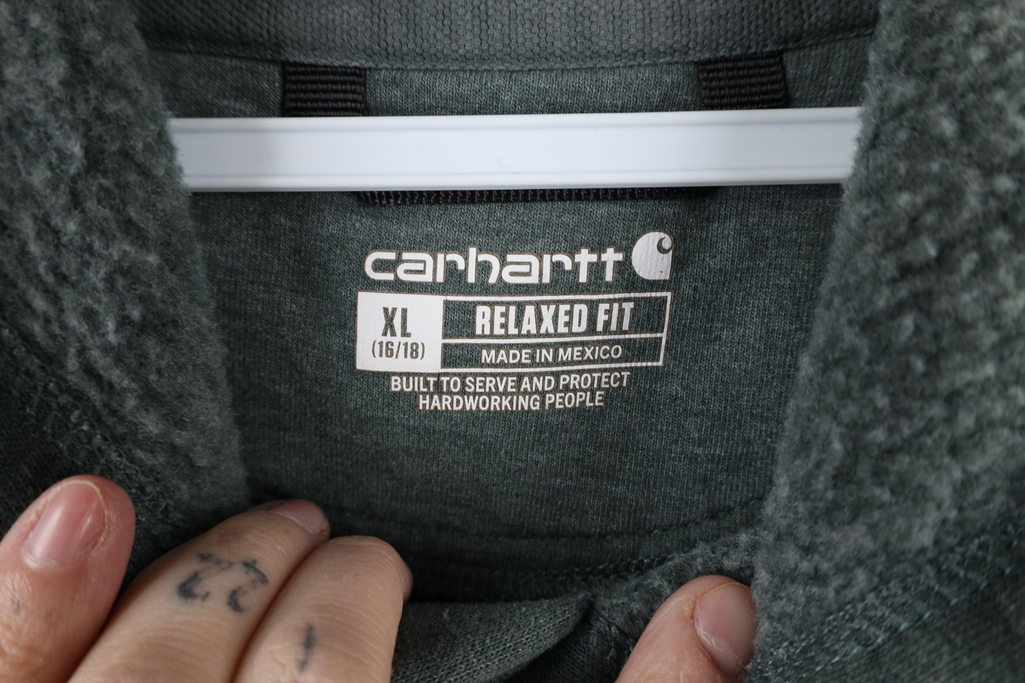Carhartt × Vintage Vintage Y2K Carhartt Spell Out Mountains Hoodie Sweatshirt Size XL / US 12-14 / IT 48-50 - 9 Thumbnail