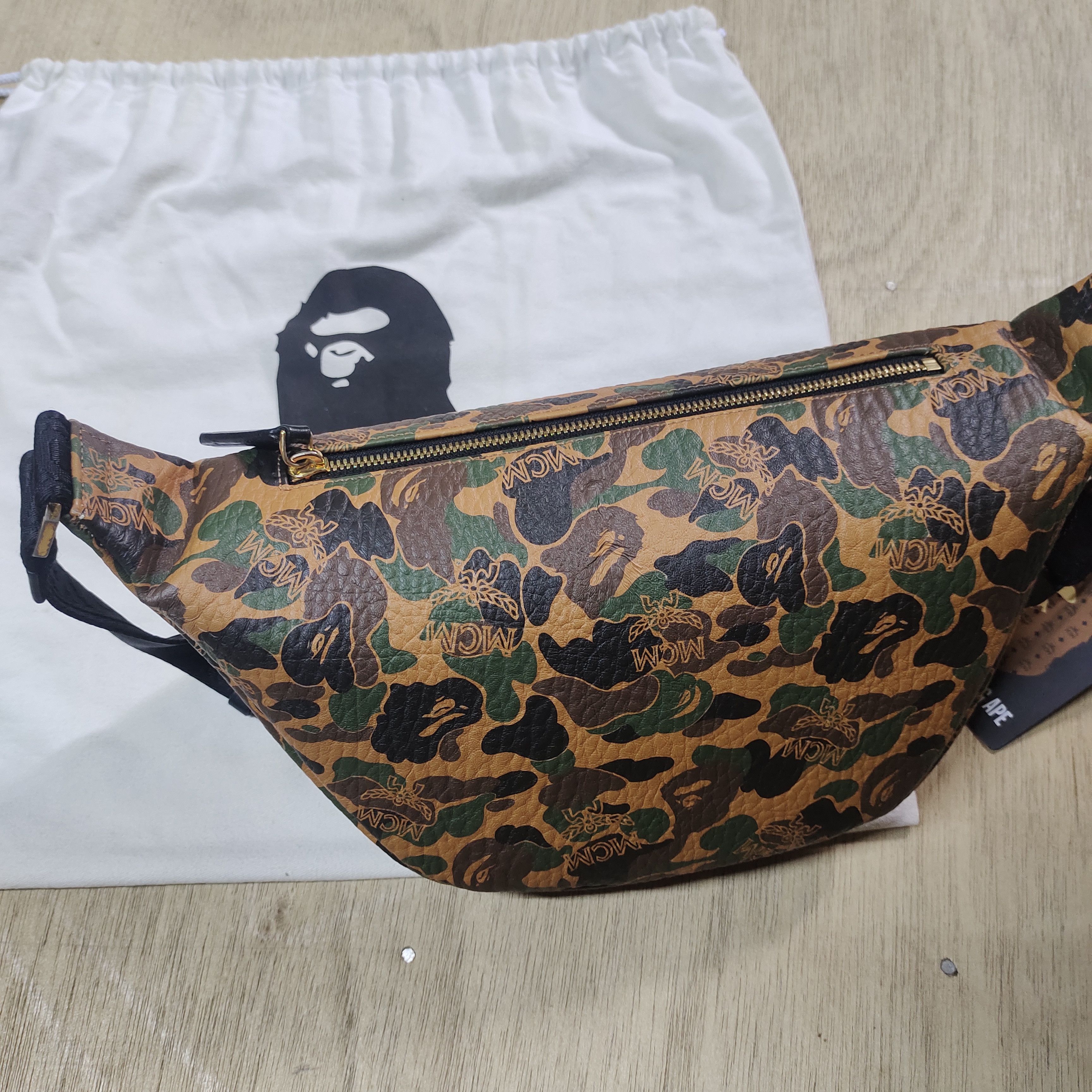 Bape × MCM MCM X BAPE BELT BAG VISETOS CAMO Size ONE SIZE - 4 Thumbnail