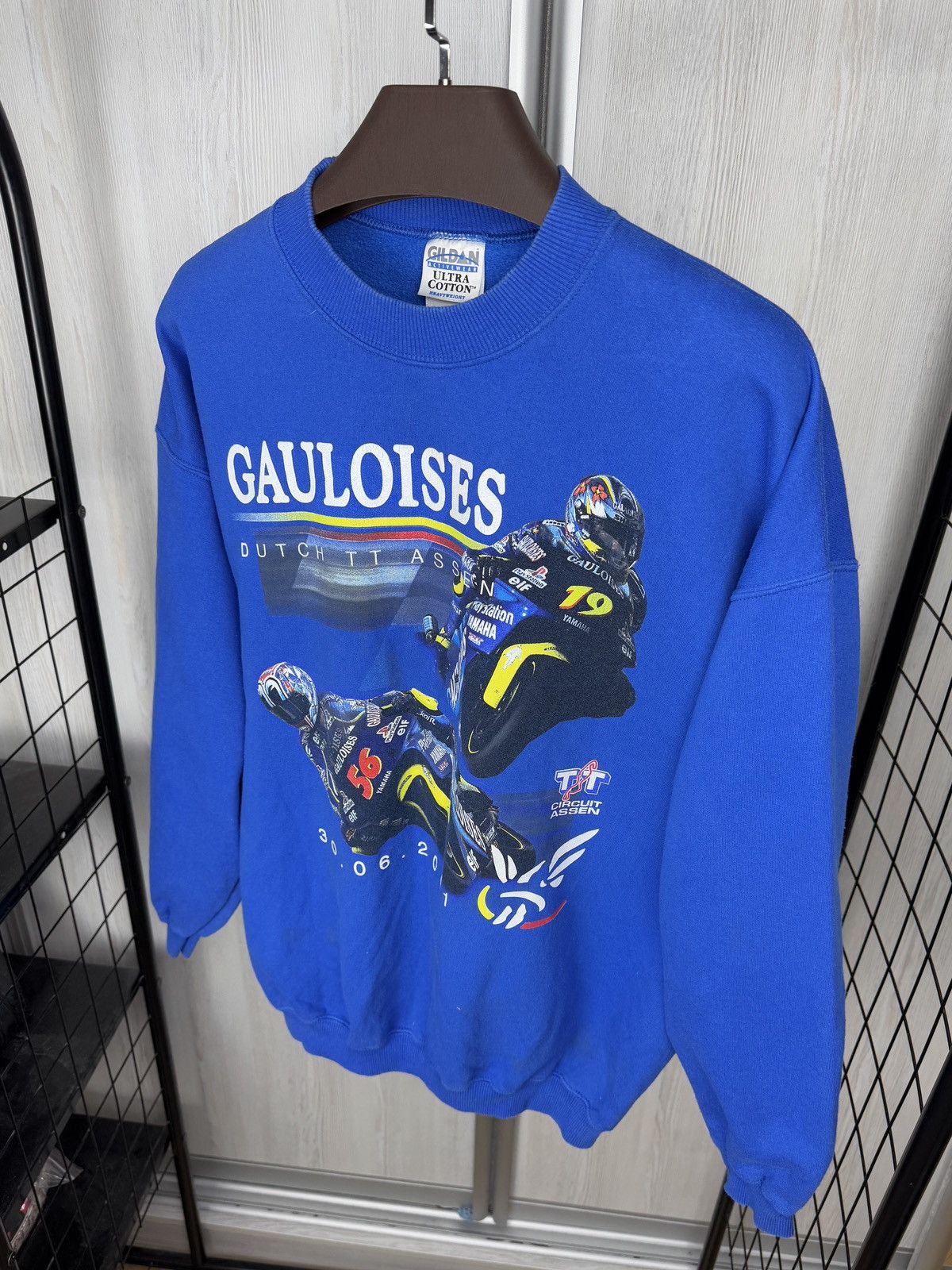 Gildan Gildan vintage 2001 Gauloises Dutch TT Assen Moto Racing Size US XL / EU 56 / 4 - 6 Thumbnail