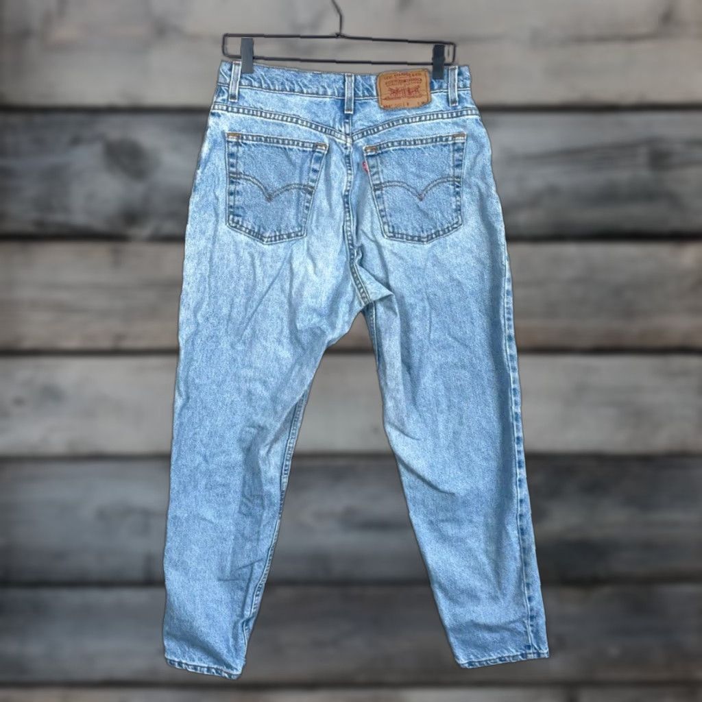 Levi's VINTAGE Levi's 551 Relaxed Tapered Jeans Women's 14 Med 31 x 28.5 Blue 90s Hipster Size 36" / US 14 / IT 50 - 1 Thumbnail