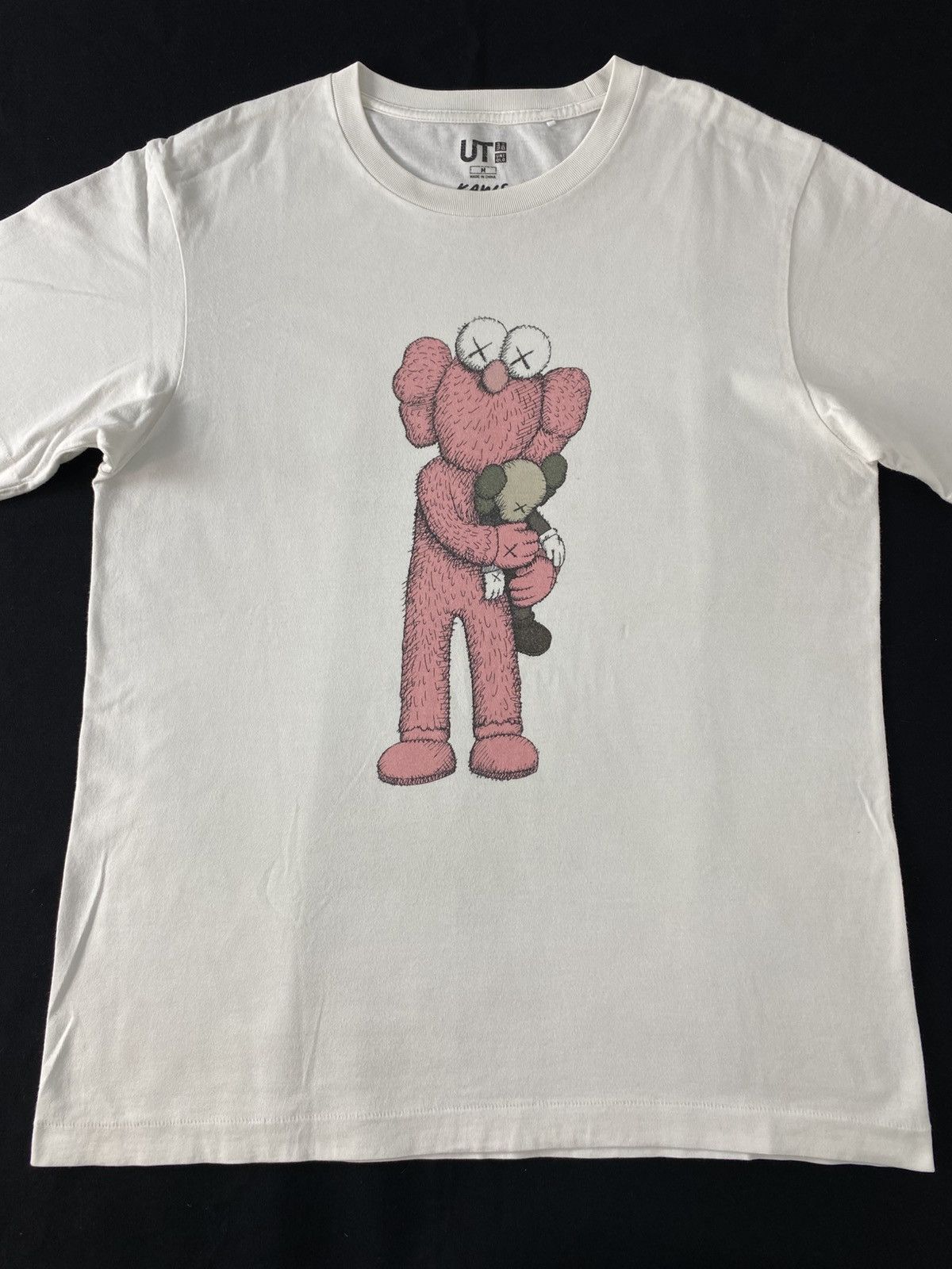 Kaws Hype Kaws Pink BFF Short Sleeve Roundneck Printed Tee Size US M / EU 48-50 / 2 - 3 Thumbnail
