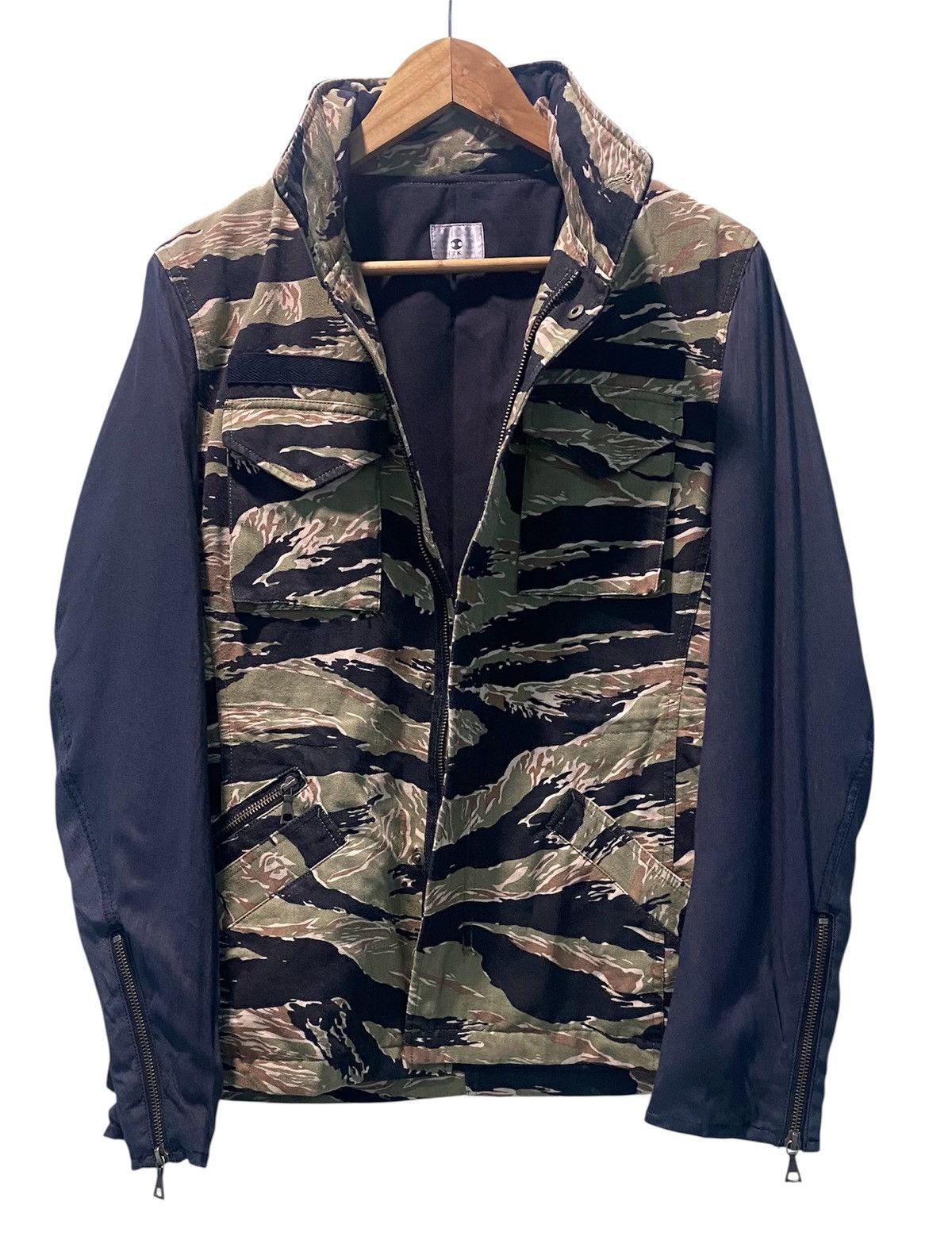 Takeo Kikuchi Takeo Kikuchi M-65 Field Tiger Stripe Camouflage Jacket Size US L / EU 52-54 / 3 - 3 Thumbnail