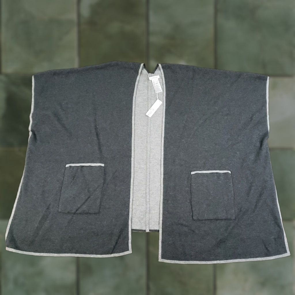 Chico’s Covering Ruana Poncho Gray Graphite Womens Small Wrap Reversible NWT
