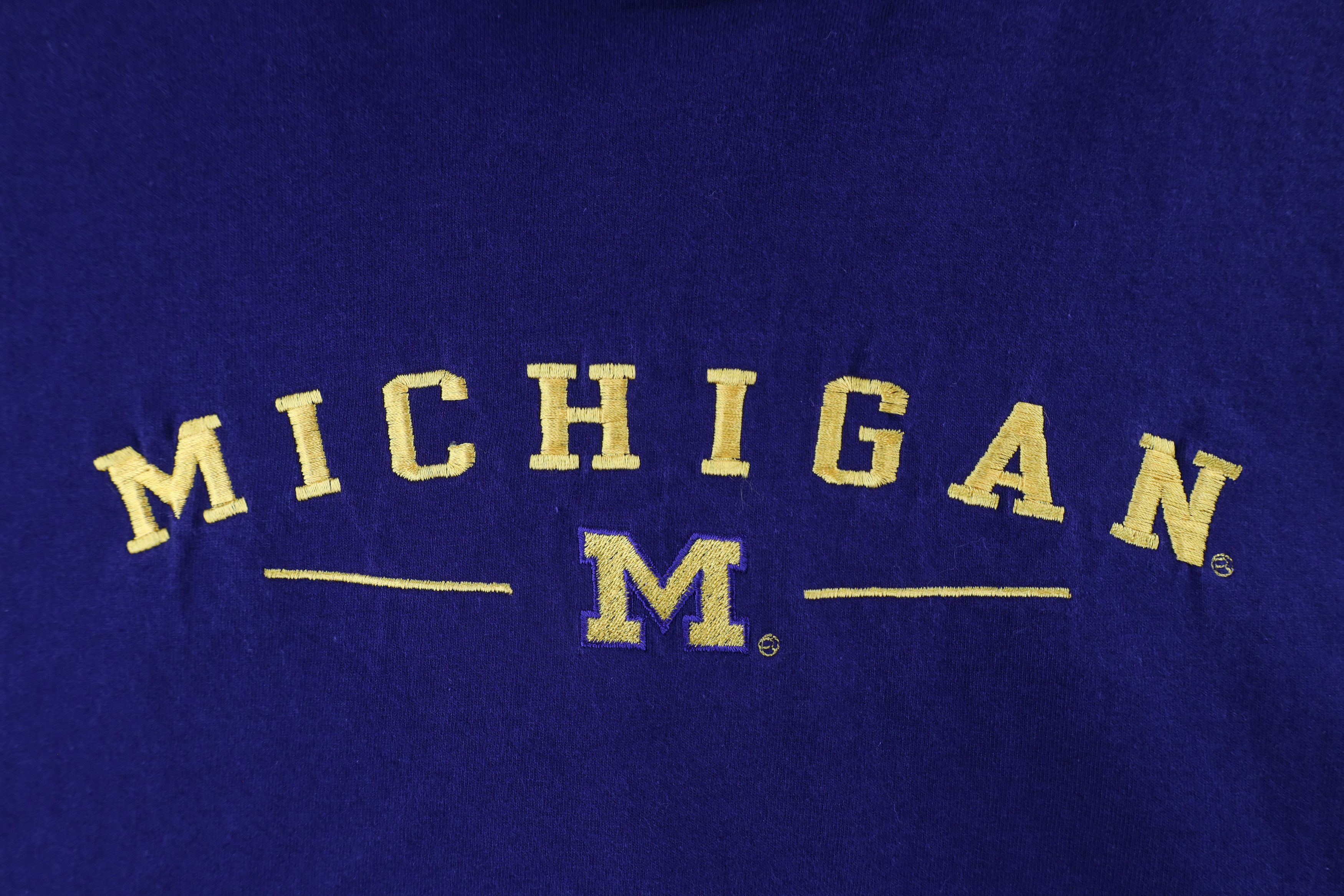 Vintage Vintage 90s Out University of Michigan Short Sleeve T-Shirt Size US XXL / EU 58 / 5 - 4 Thumbnail