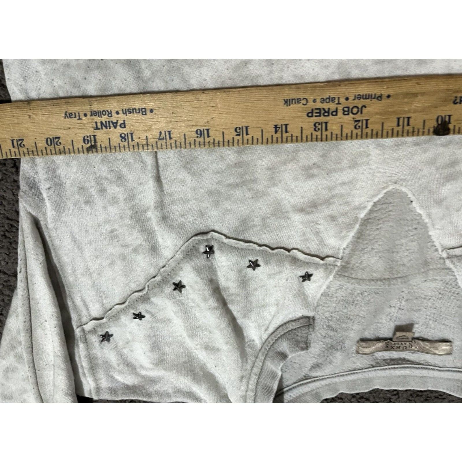 Guess VINTAGE G By GUESS Women Sweater M Gray Logo Long Sleeve V Neck Patch Shoulder Pullover Knit Casual Size M / US 6-8 / IT 42-44 - 4 Thumbnail