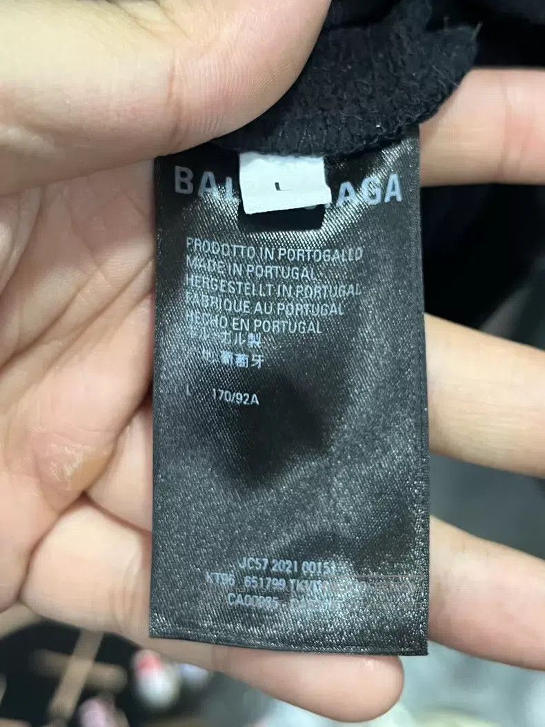 Balenciaga Balenciaga Black Logo Embroidered Hoodie Size US L / EU 52-54 / 3 - 8 Thumbnail