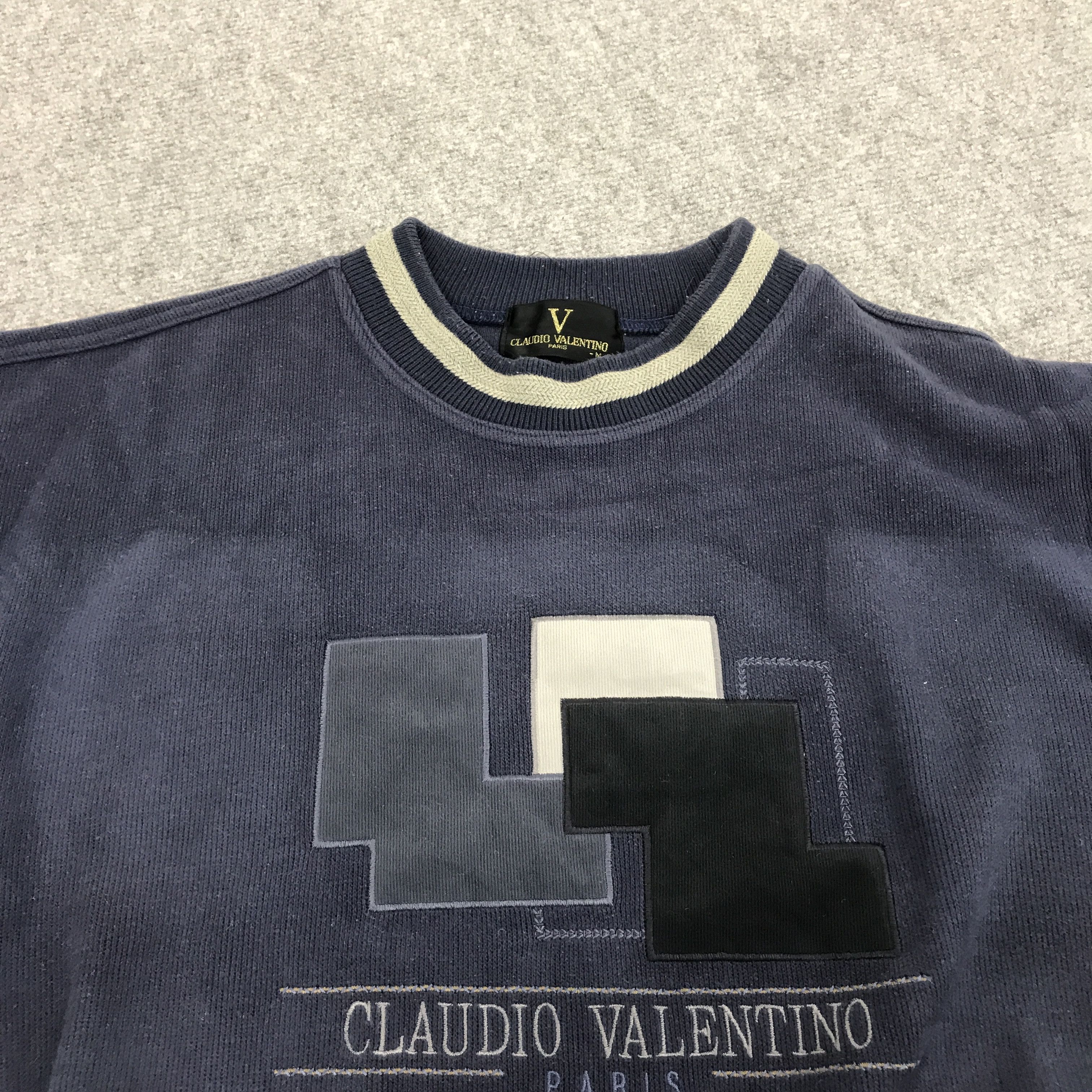 Japanese Brand × Vintage CLAUDIO VALENTINO PARIS EMBROIDERY LOGO SWEATSHIRT Size US L / EU 52-54 / 3 - 3 Thumbnail