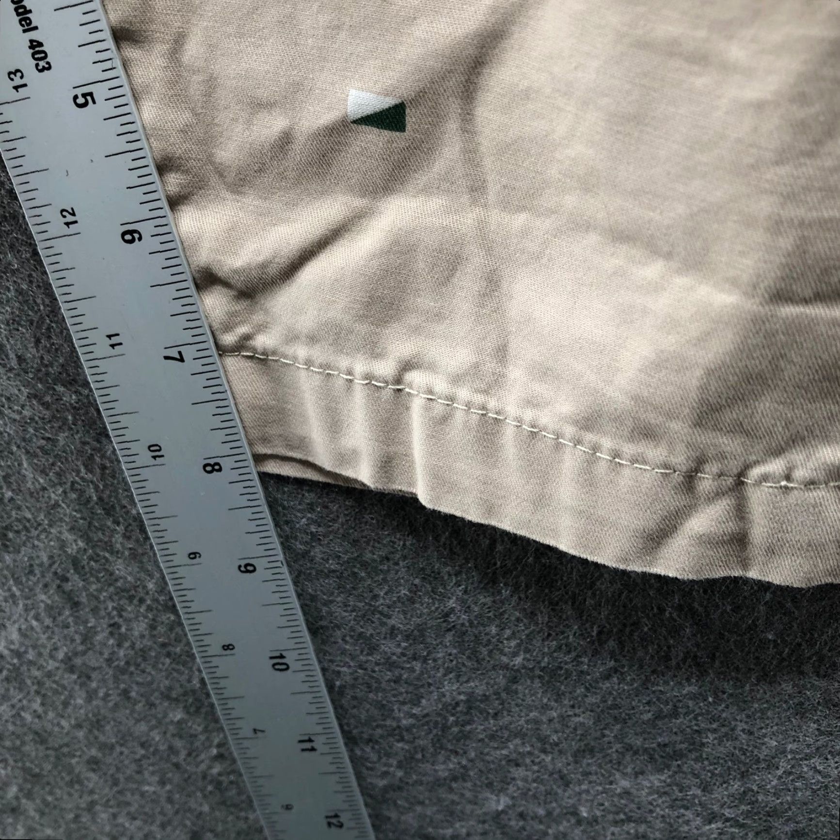 H&M VINTAGE H&M Flag Printed Chino Shorts Mens 32 Beige Cotton 8'' Inseam Novelty Flat Front Size US 32 / EU 48 - 6 Thumbnail