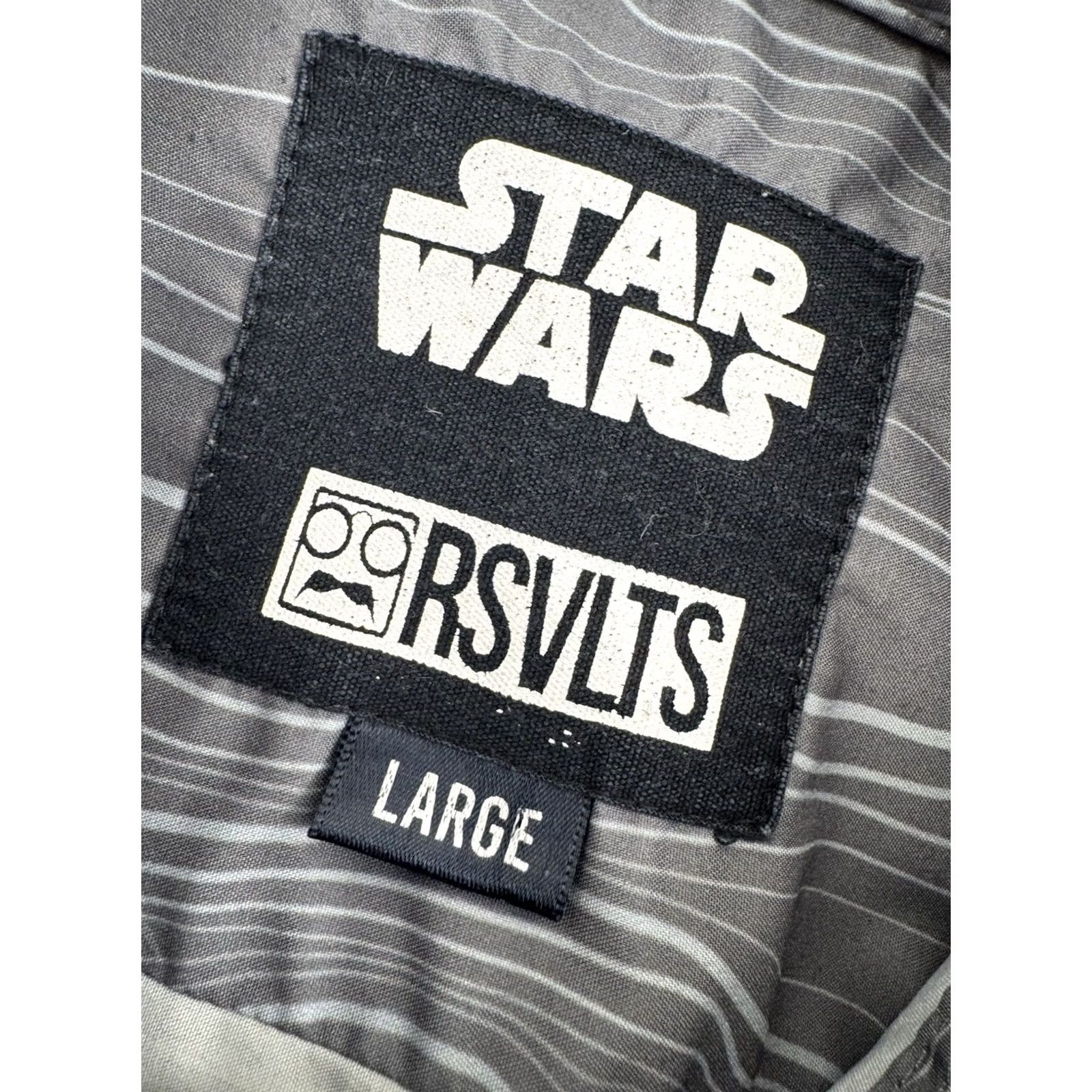 Star Wars STAR WARS / RSVLTS - Mens L Shirt Shirt Men L Gray Short Sleeve Button-Up 90s Concert C1 Size US L / EU 52-54 / 3 - 4 Thumbnail