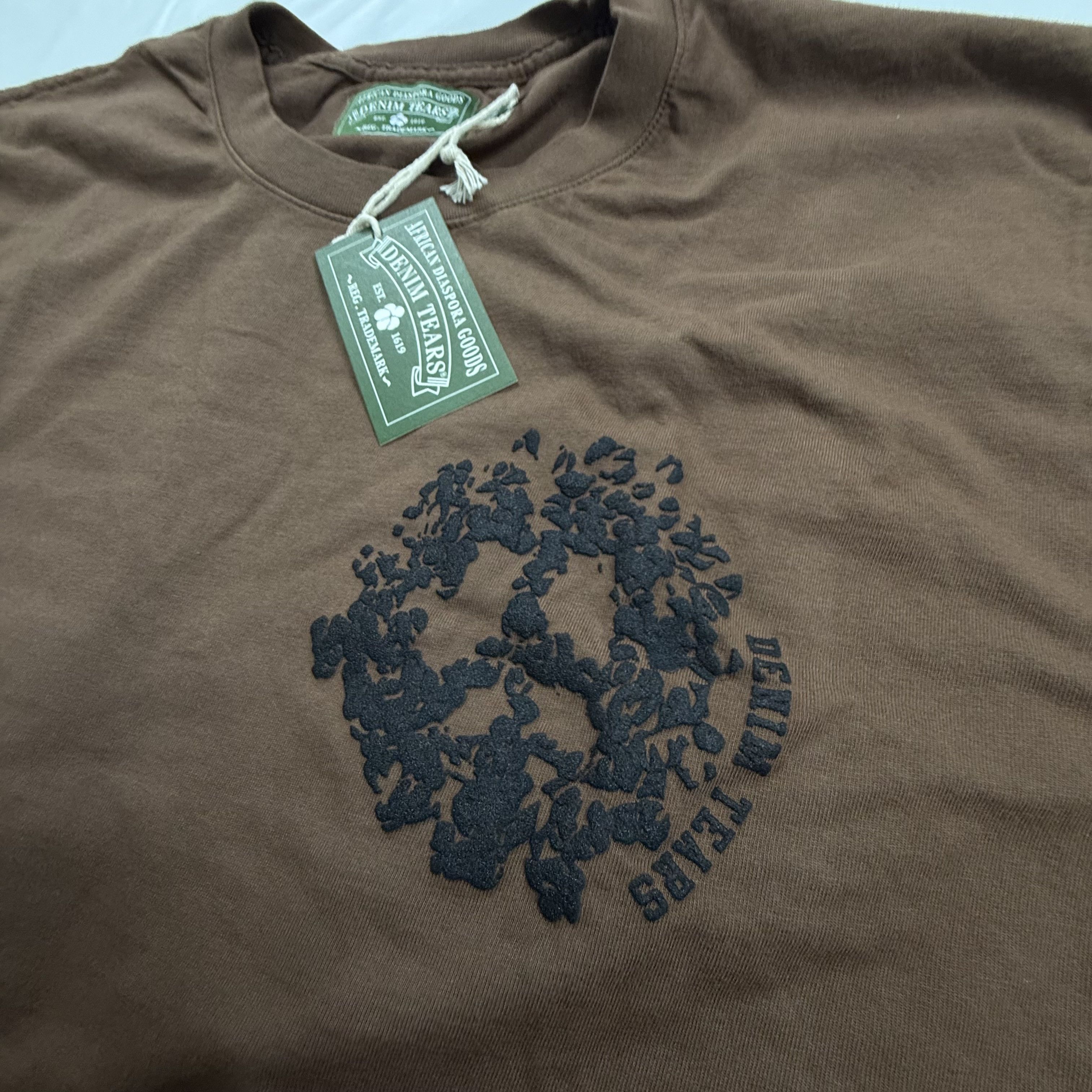 DENIM TEARS Denim Tears Brown Peace Sign Puff Print Graphic T-Shirt XXL Size US XL / EU 56 / 4 - 5 Thumbnail