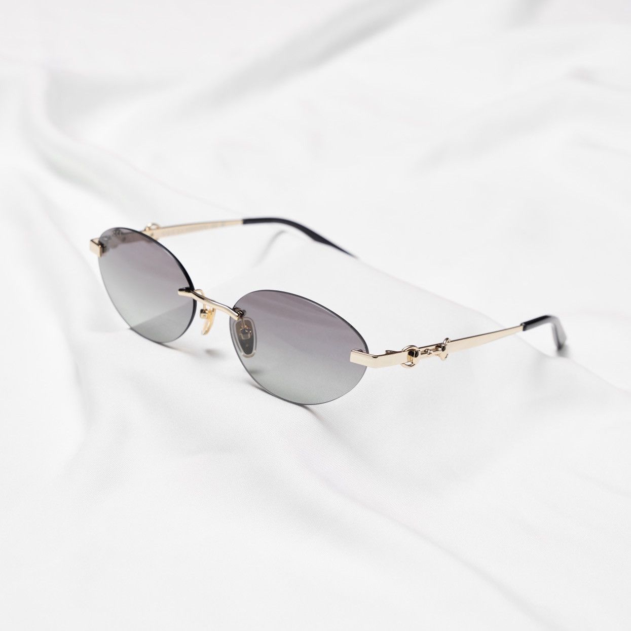 Gucci GUCCI GG2051S 002 SUNGLASSES Size ONE SIZE - 1 Thumbnail
