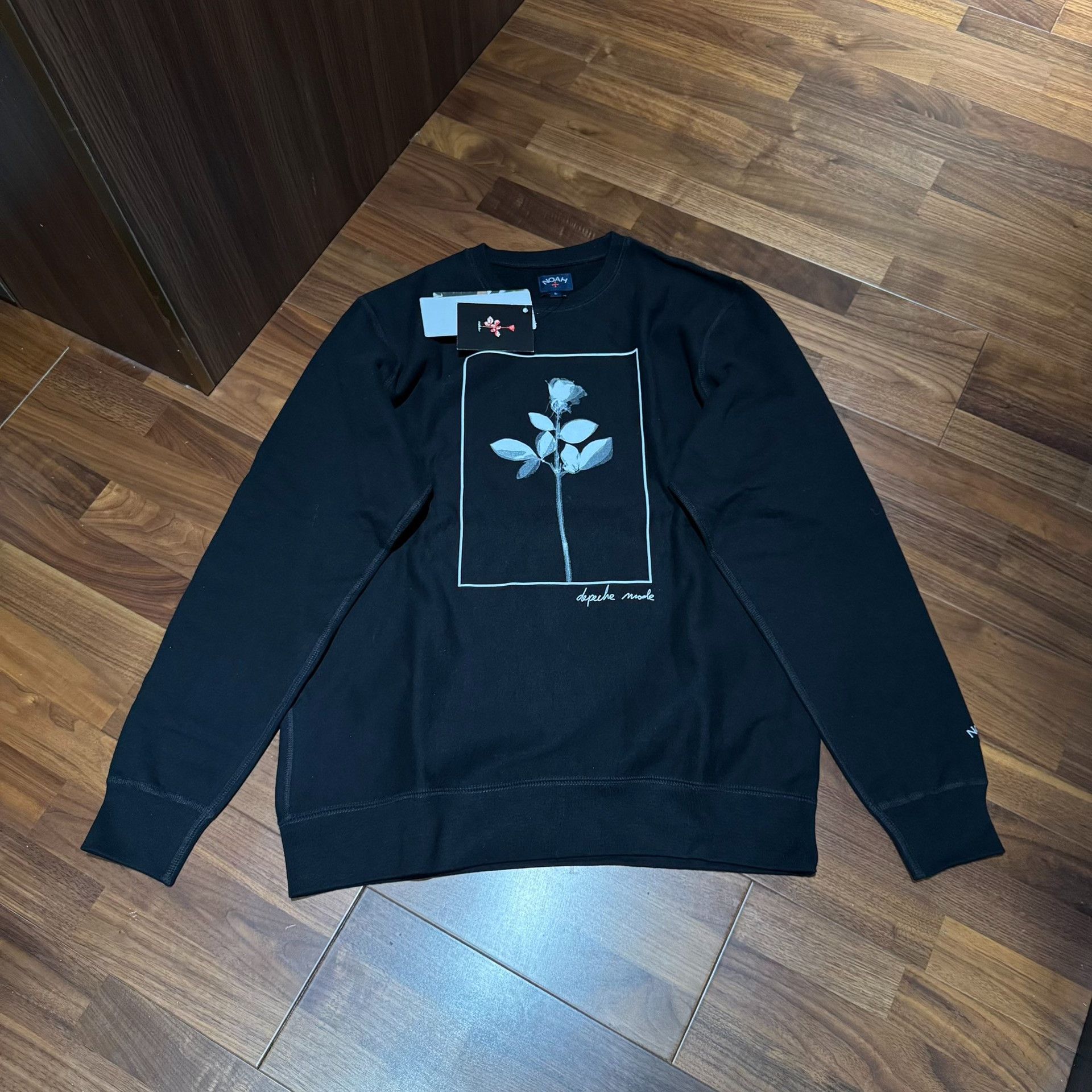 Noah NOAH DM Rose Silhouette Sweatshirt Size US L / EU 52-54 / 3 - 1 Thumbnail