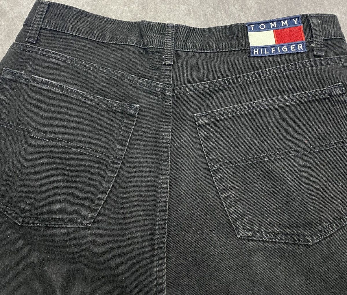 Tommy Jeans 90’s Vintage Tommy Jeans Baggy Fit Black Denim Jeans 36/30 Size US 36 / EU 52 - 4 Thumbnail