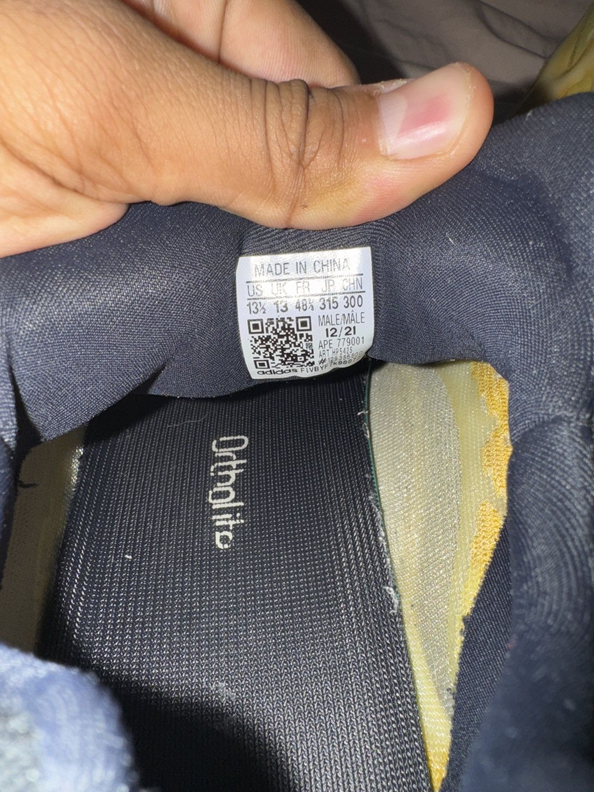 Adidas Yeezy 700 Size US 13 / EU 46 - 6 Thumbnail