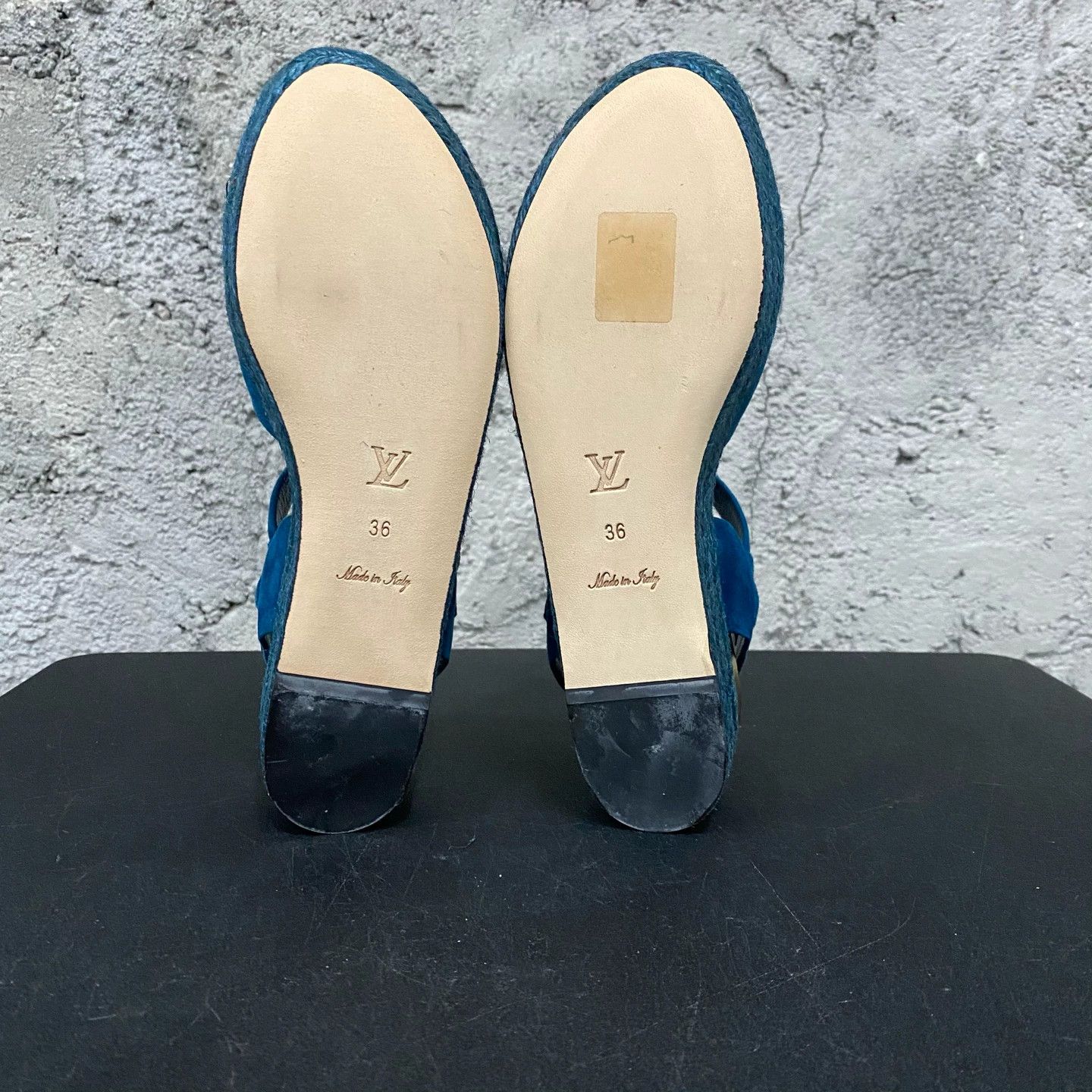 Louis Vuitton LV new women's sandals 36 Size US 5.5 / IT 35.5 - 7 Thumbnail