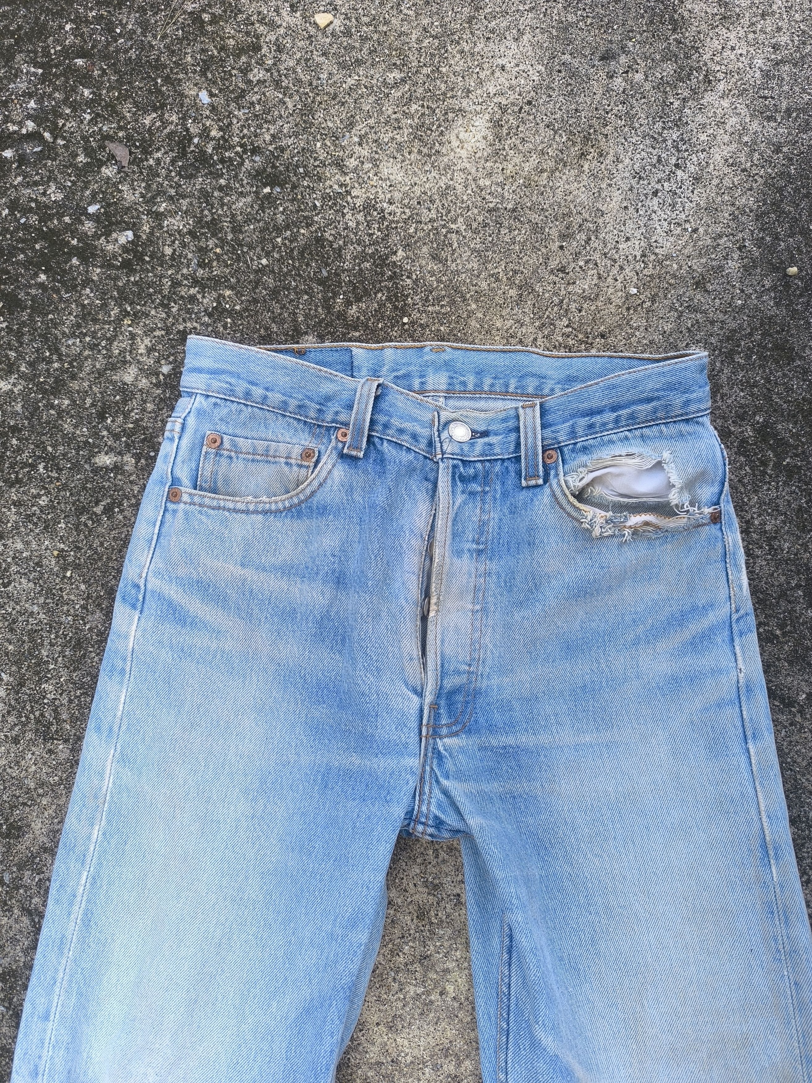 Levi's × Vintage 90s VINTAGE LEVIS 501xx made in USA Size US 28 / EU 44 - 2 Thumbnail